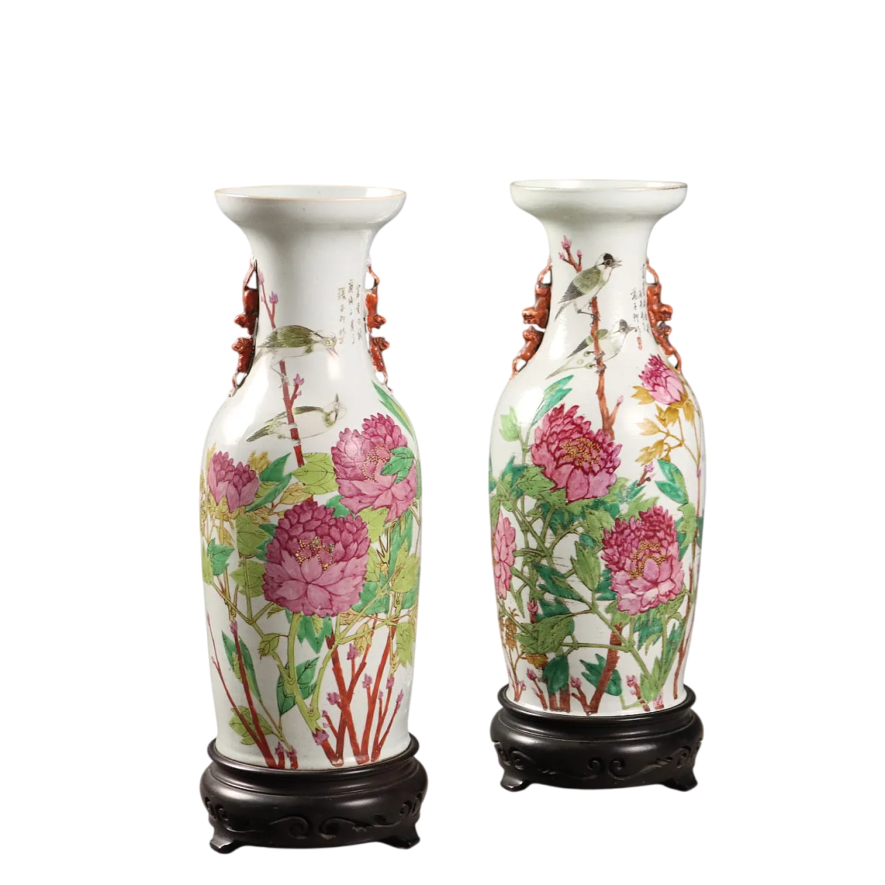 Coppia di vasi a balaustro dipinti con smalti Qianjiang, '900 11