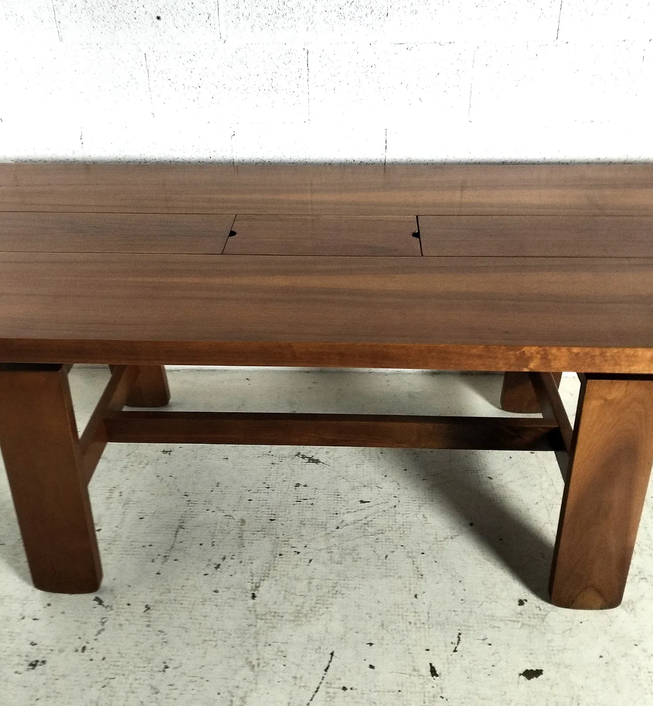 Walnut dining table 611 model by S. Coppola for Bernini, 70s 9
