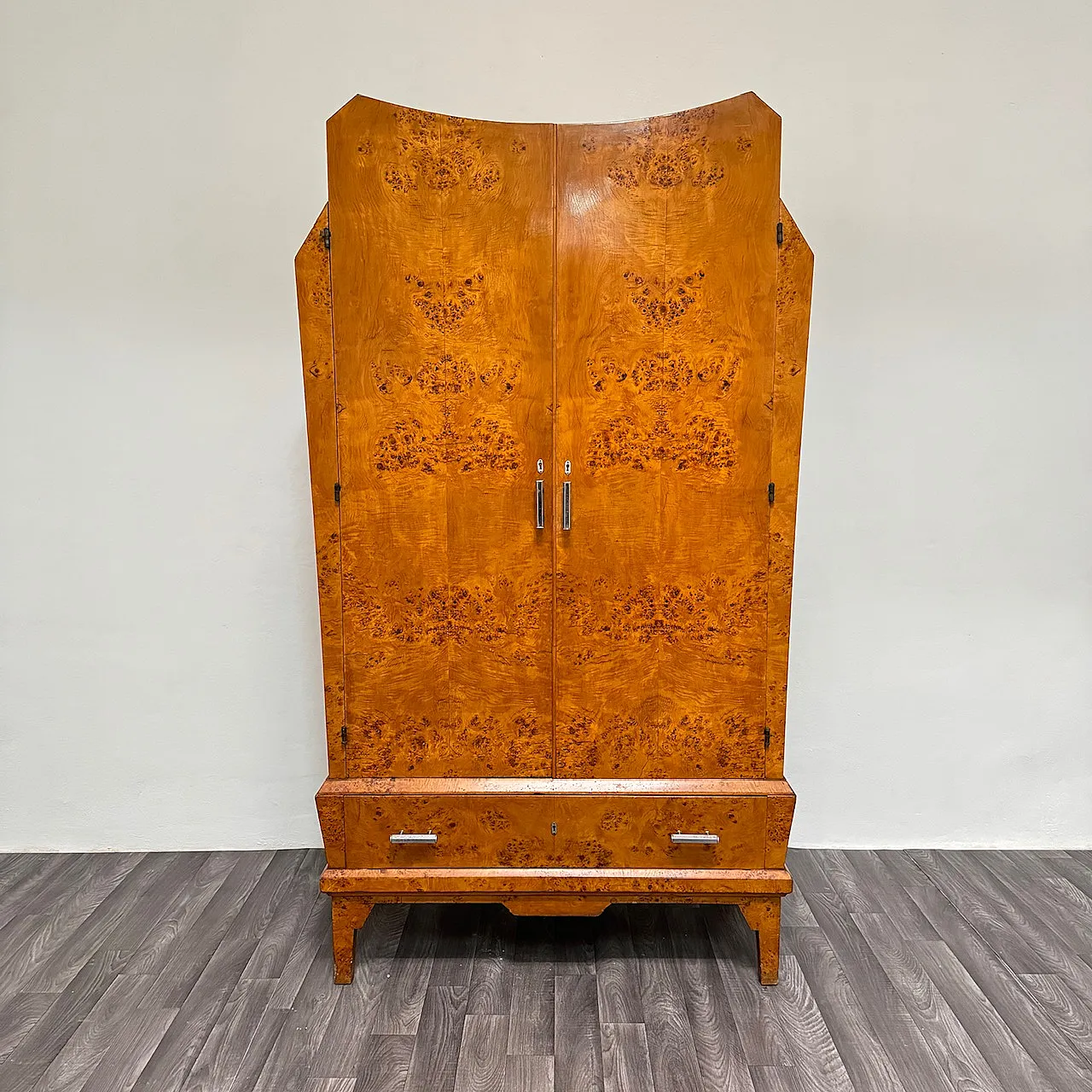 Art Deco Cubist Cabinet in Burl Wood, 1940s 4