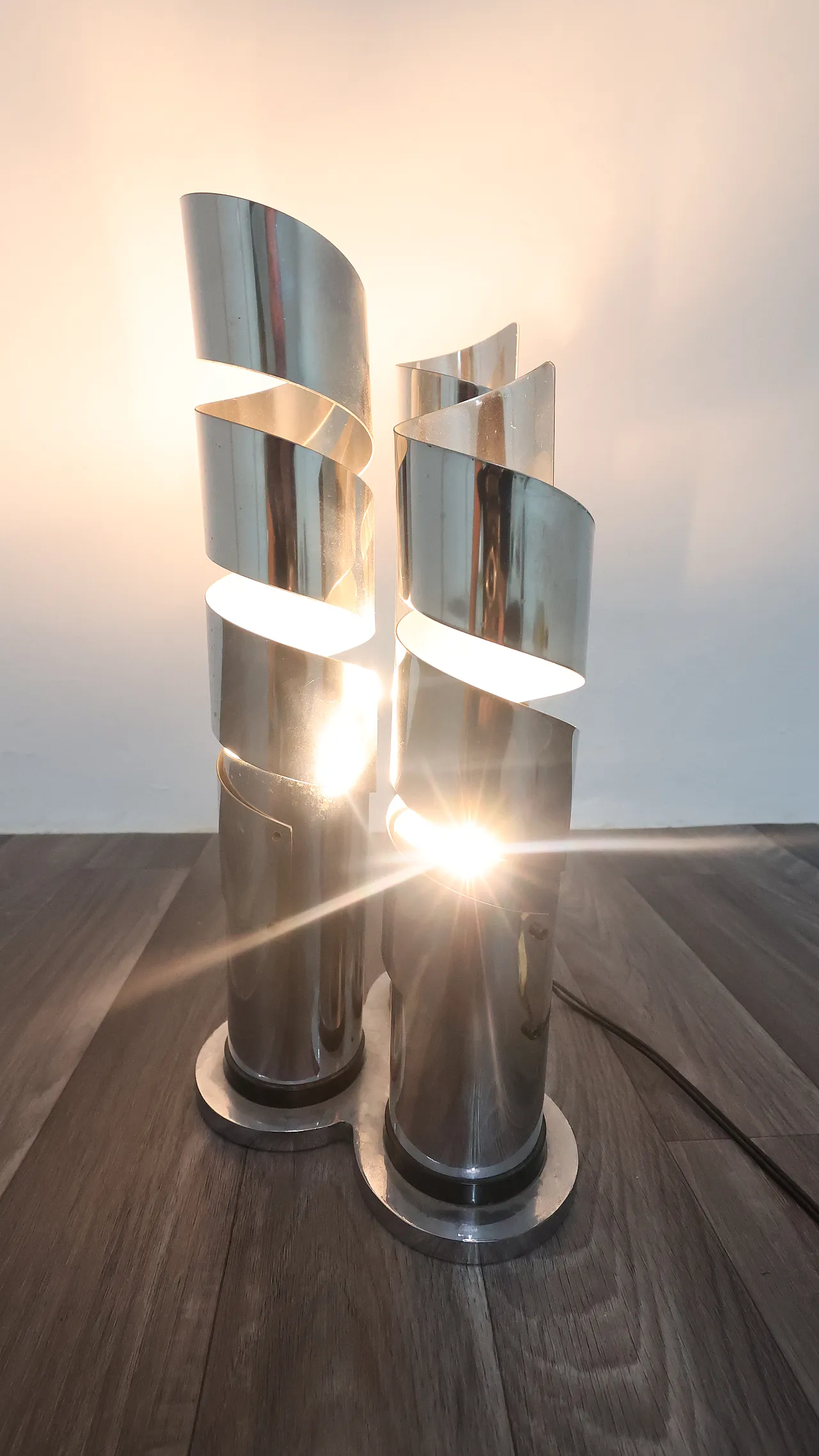 Lampada a spirale in acciaio cromato in stile Max Sauze, anni '70 9