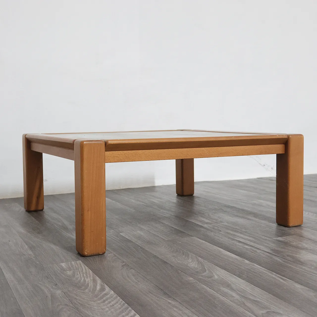 Ettore Sottsass, Sant'Ambrogio e De Berti, tavolino, anni '70 7