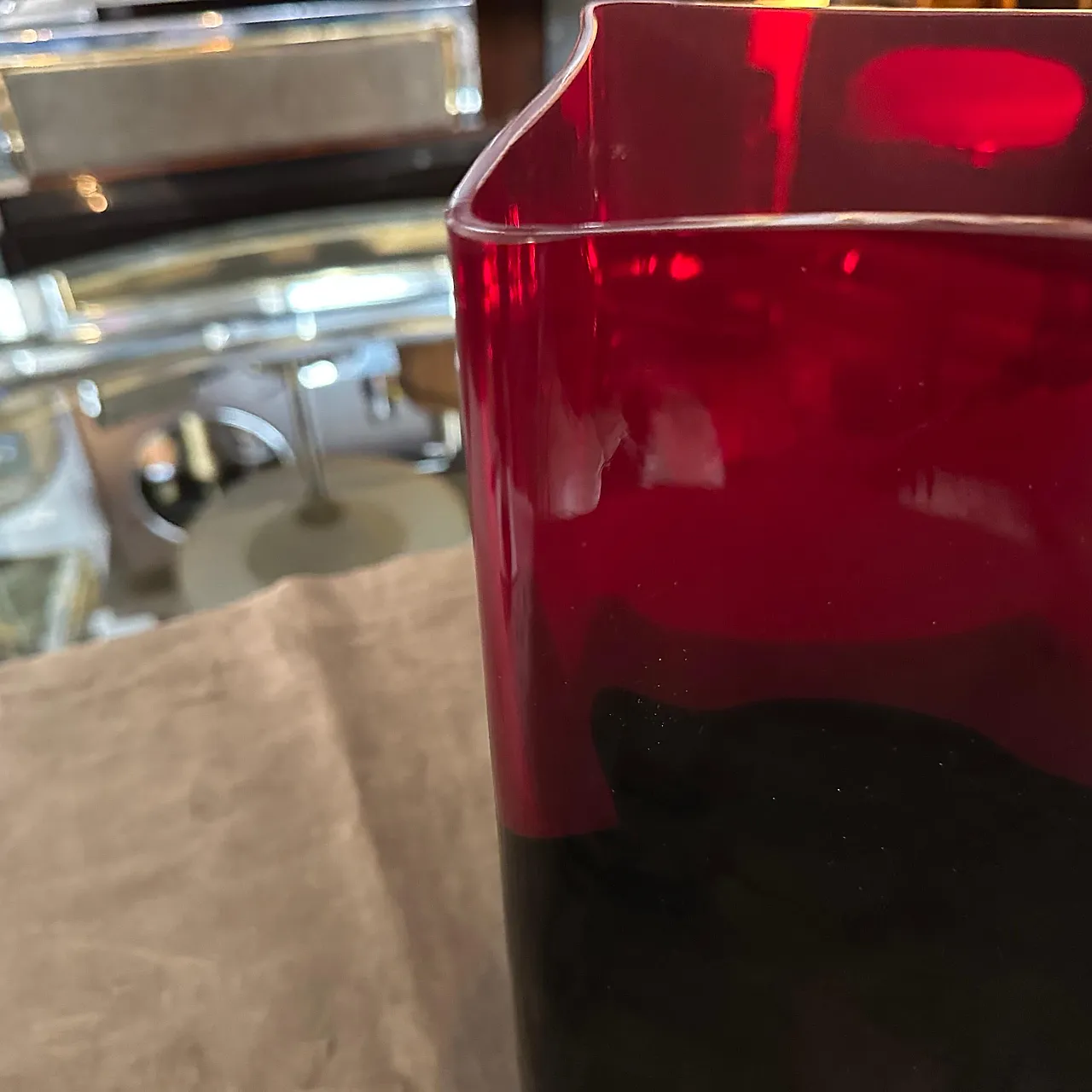 Modern red and black Murano glass vase by Carlo Moretti, 1980s 7