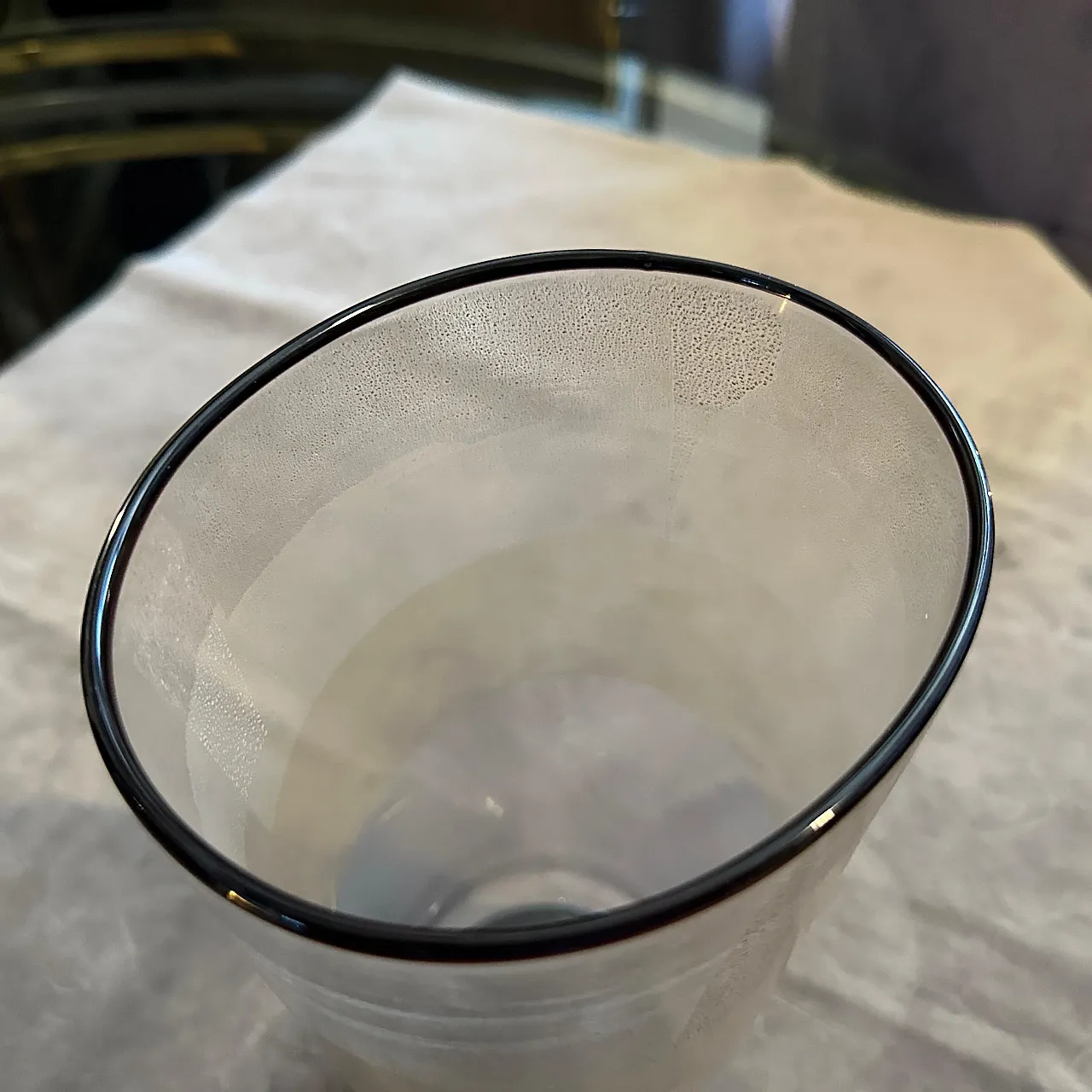 Vaso moderno in vetro trasparente nero e oro di Murano, anni '70 13