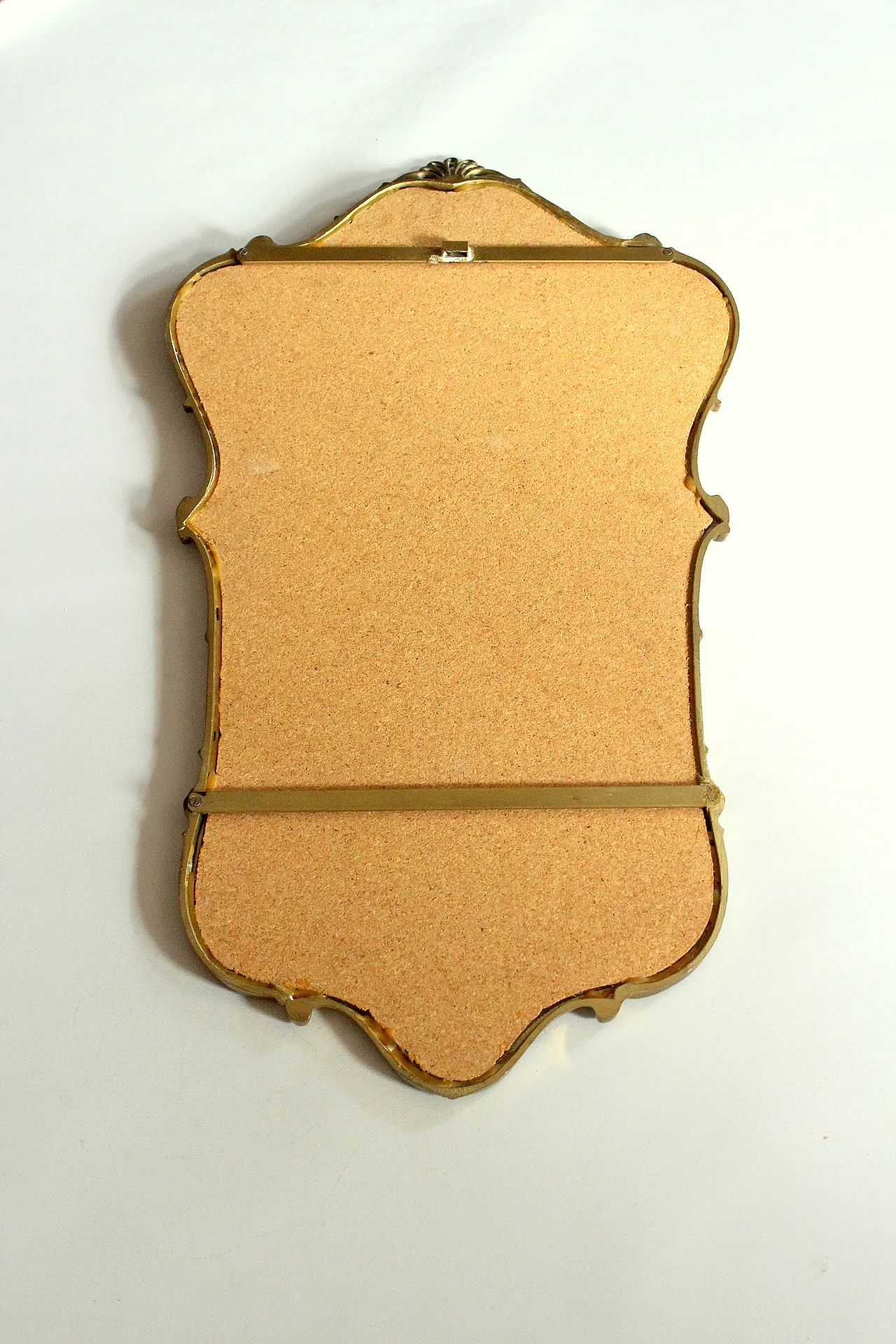 Specchio da parete con cornice in ottone, anni '50 6