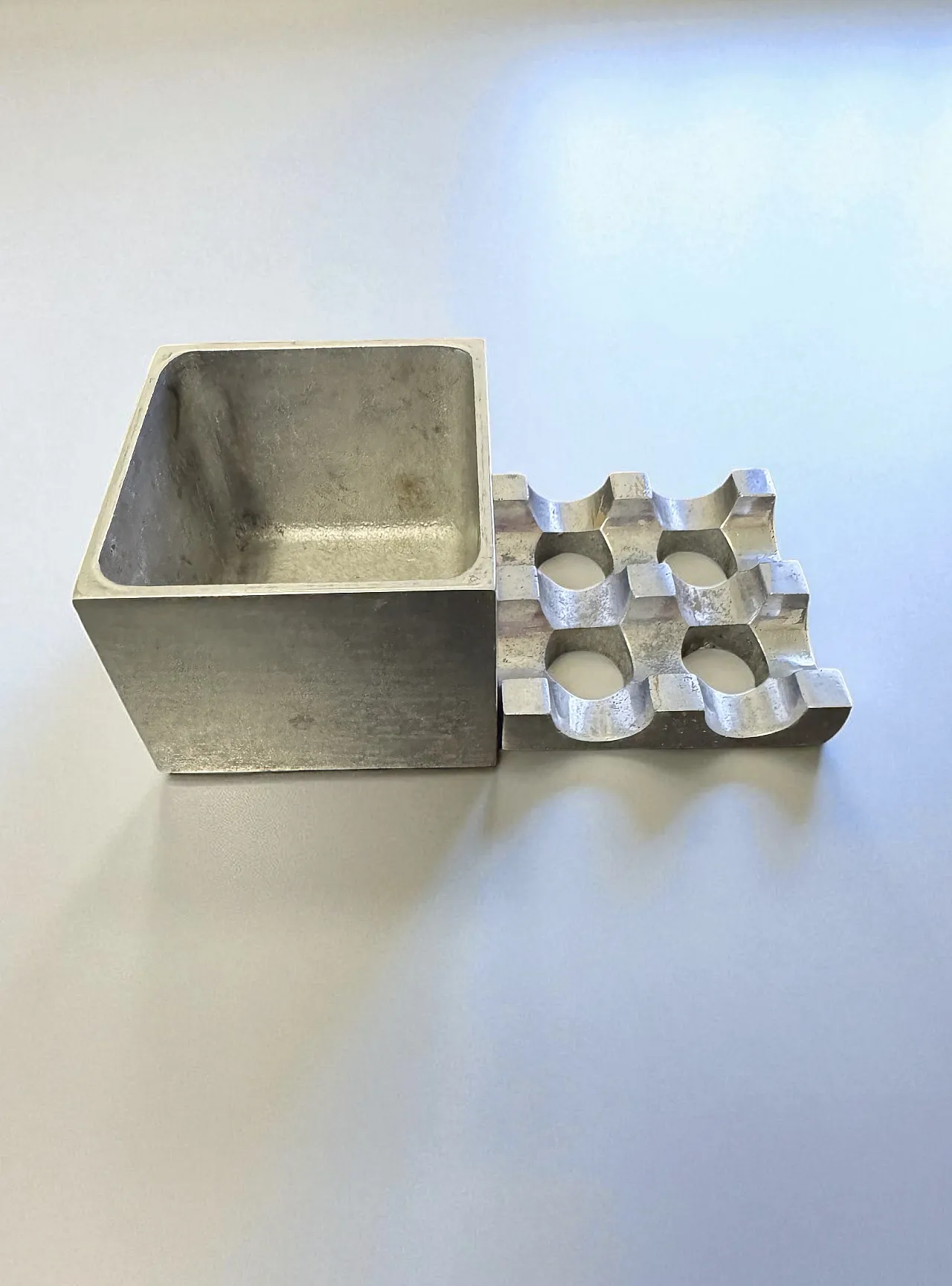 Iconic 60s design ashtray Ultima 7 3