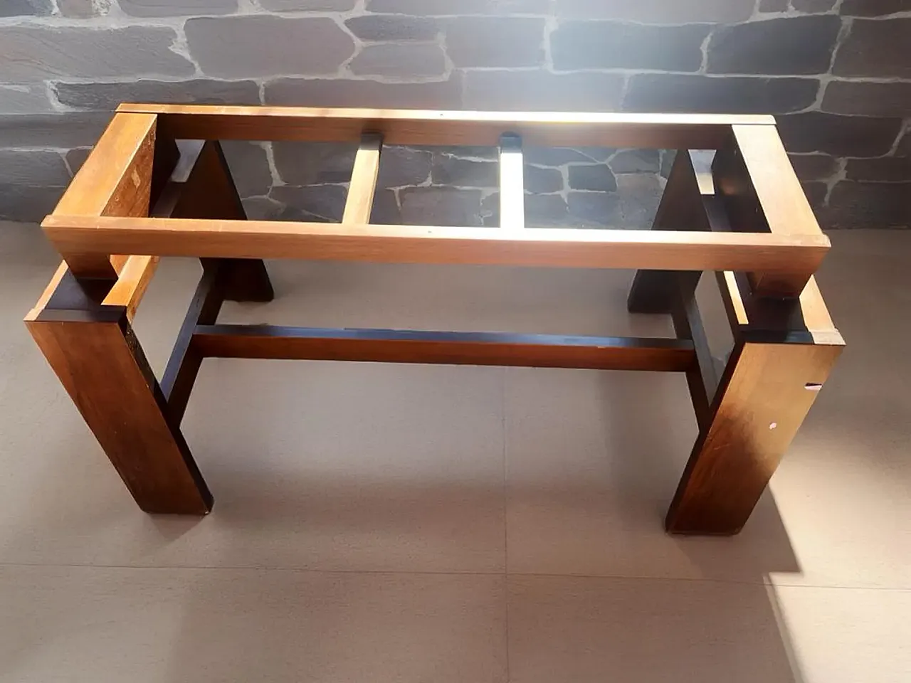 Model 611 walnut dining table by Silvio Coppola for Bernini, 1980s 4