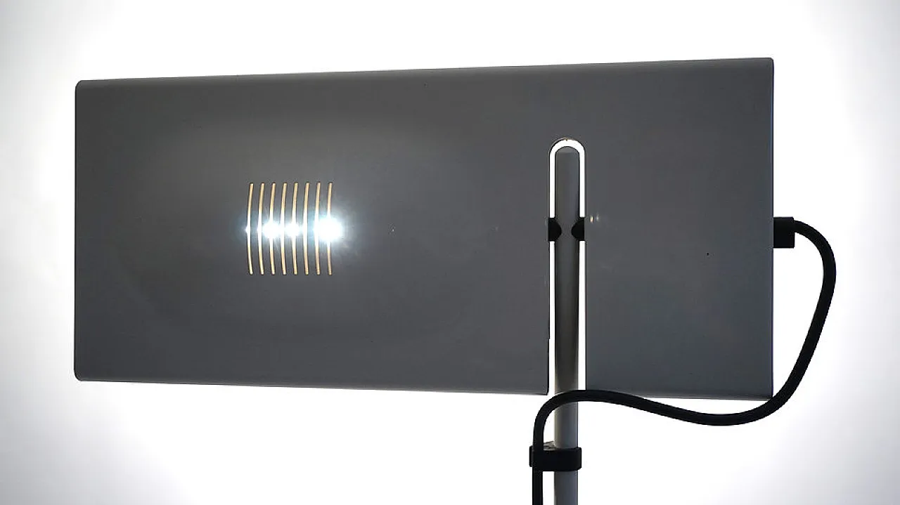 Lampada da terra PAF Duna di Mario Barbaglia e Marco Colombo, anni '80 14