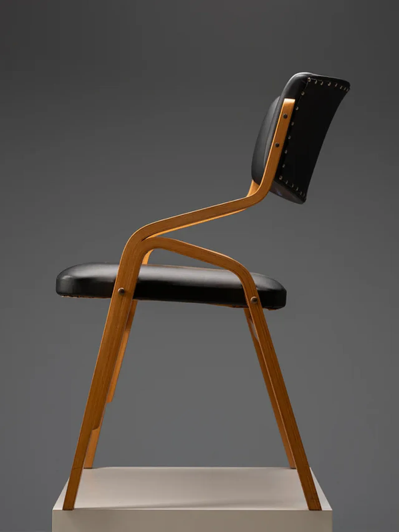 12 Chairs by Ludvík Volák, late 20th century 7