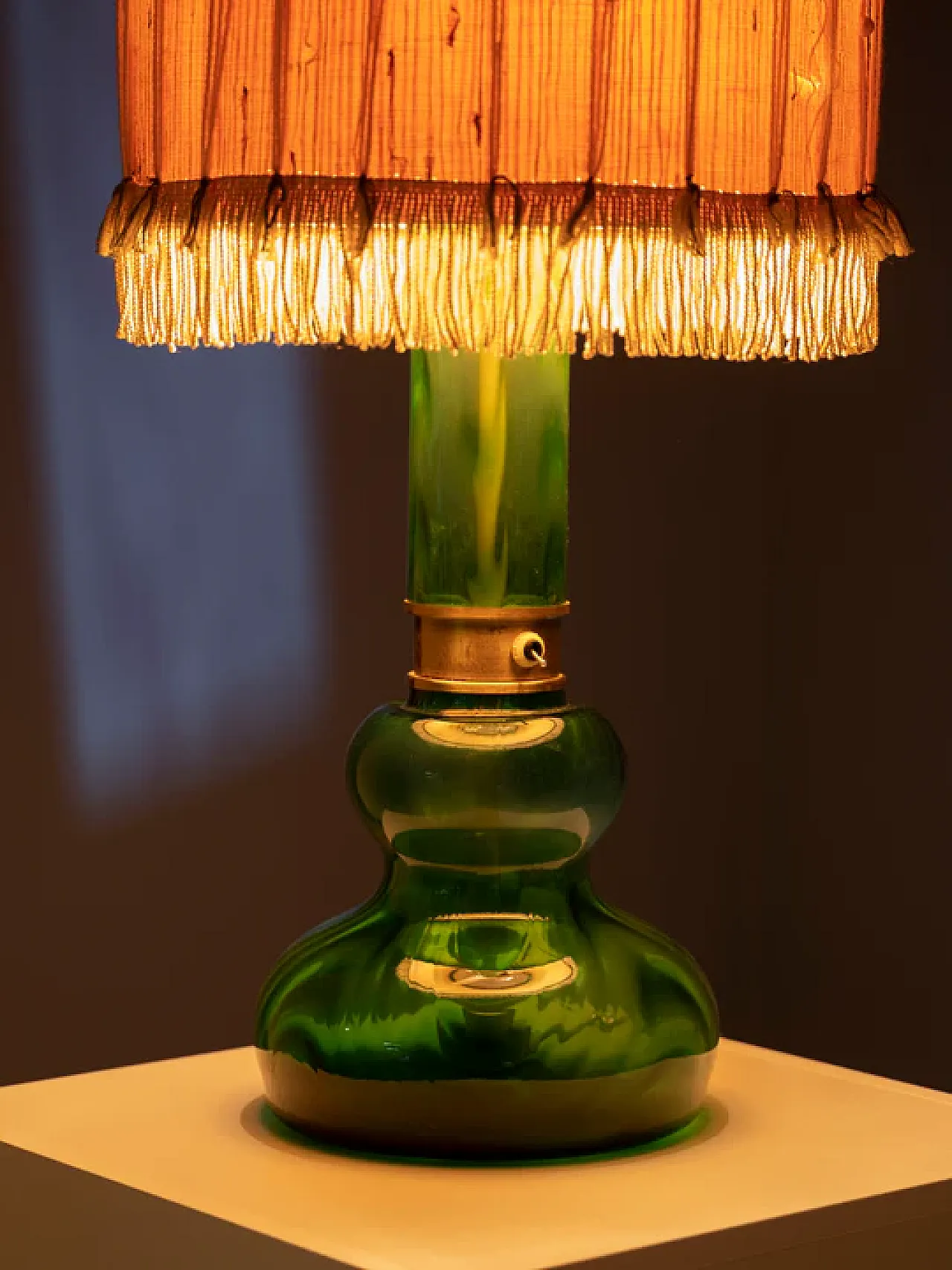 Lampada da tavolo in vetro di Karl Wiedmann, anni '30 3