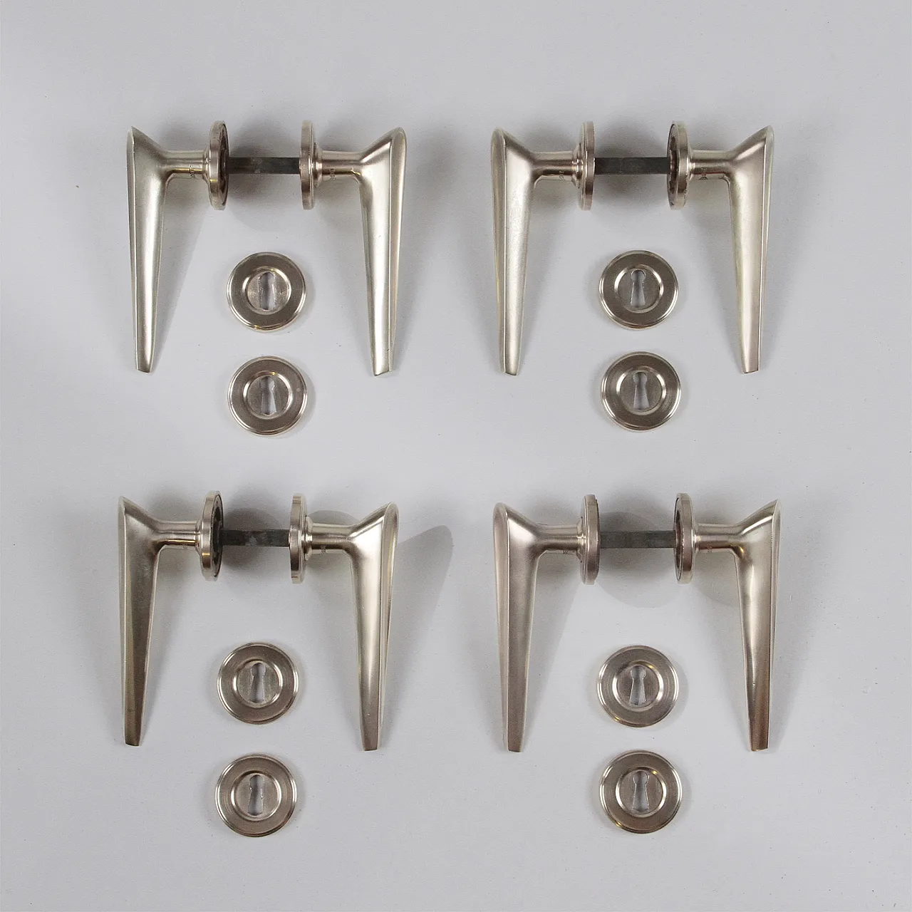 4 Gio Ponti style brass handles, 1960s 1