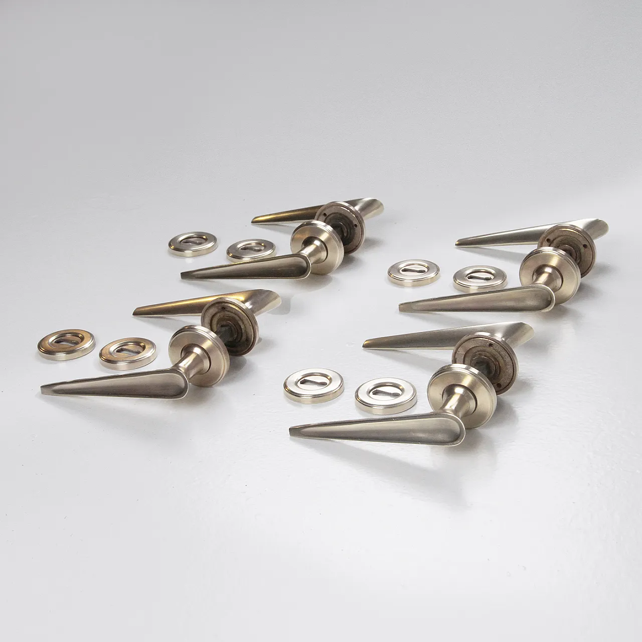 4 Gio Ponti style brass handles, 1960s 5