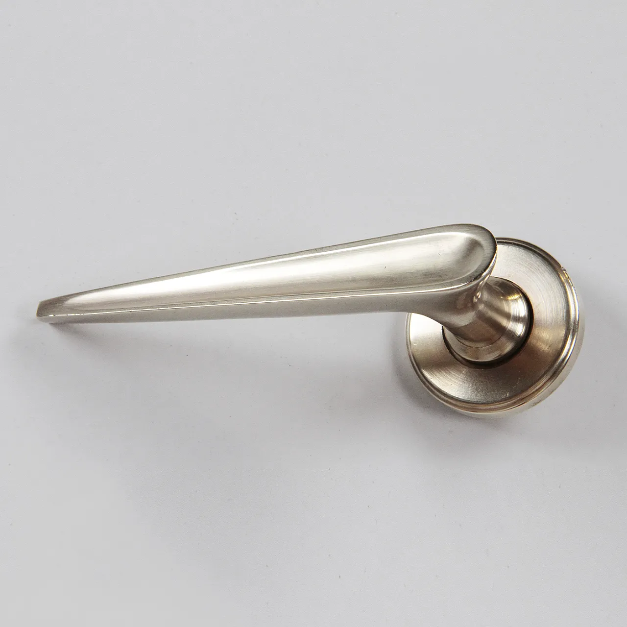 4 Gio Ponti style brass handles, 1960s 7