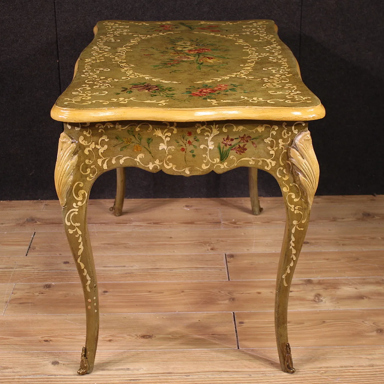 Scrittoio francese laccato e dipinto, '900 10