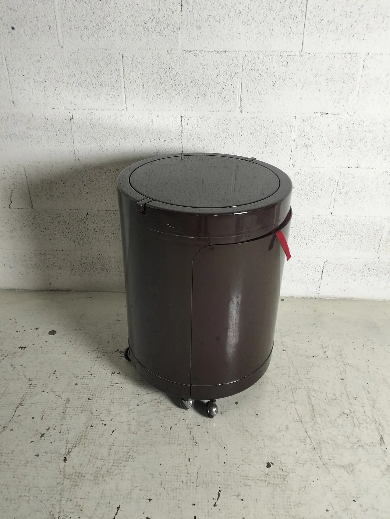 Silvi red Vanity table on wheels by Studio Kastilia, 1970s 7