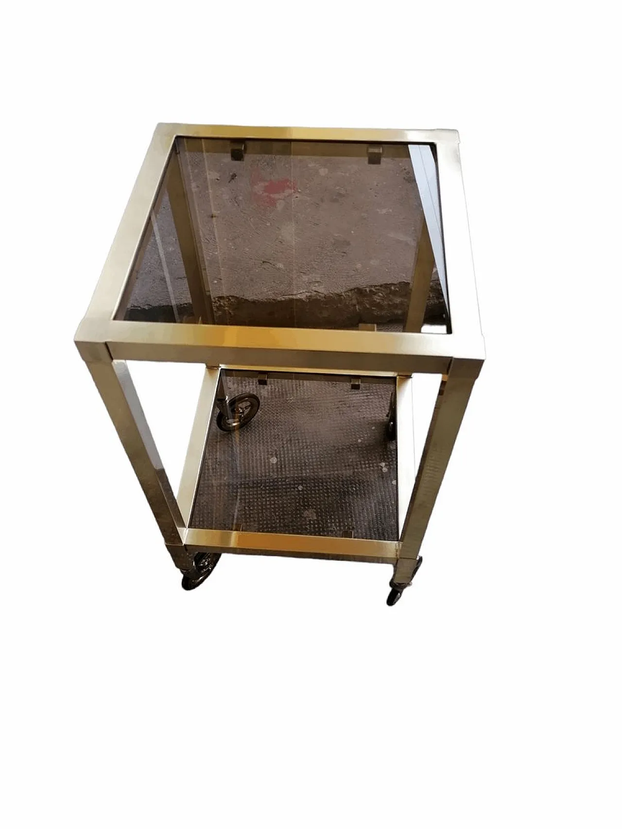 Tavolino da caffè con ruote in ottone e piani in vetro, anni '50 3