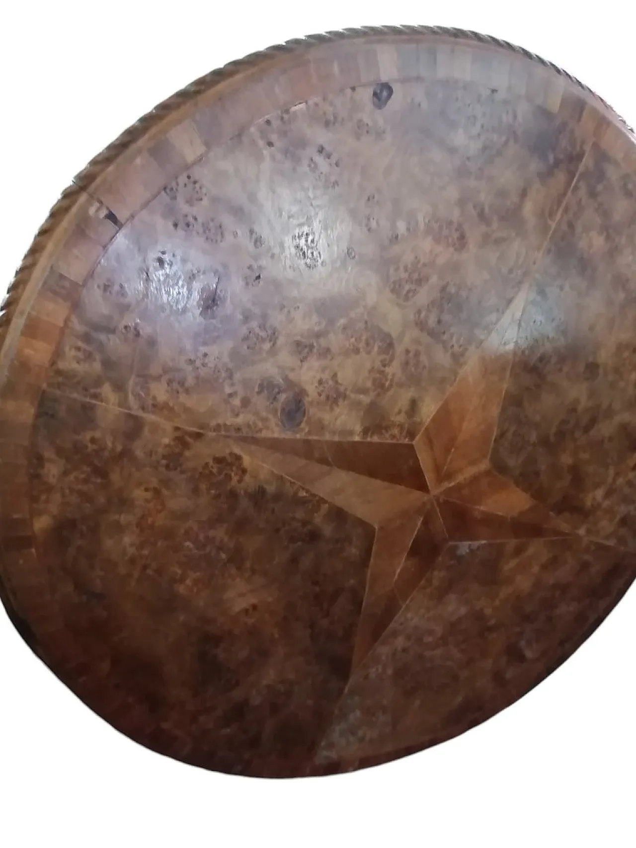 Tavolo rotondo in radica di noce con piano intarsiato, epoca 1890 3