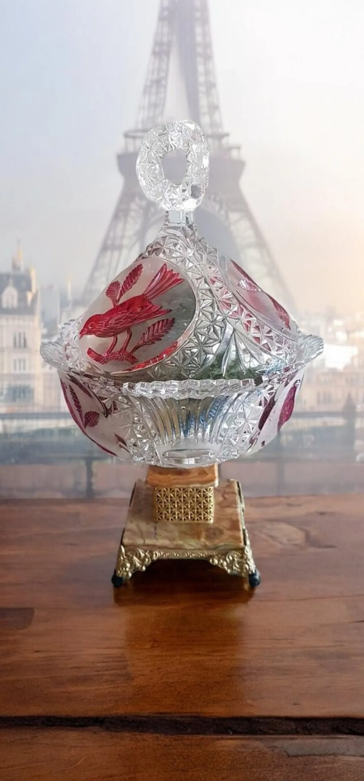 Porta caramelle in cristallo con base in marmo e metallo 2