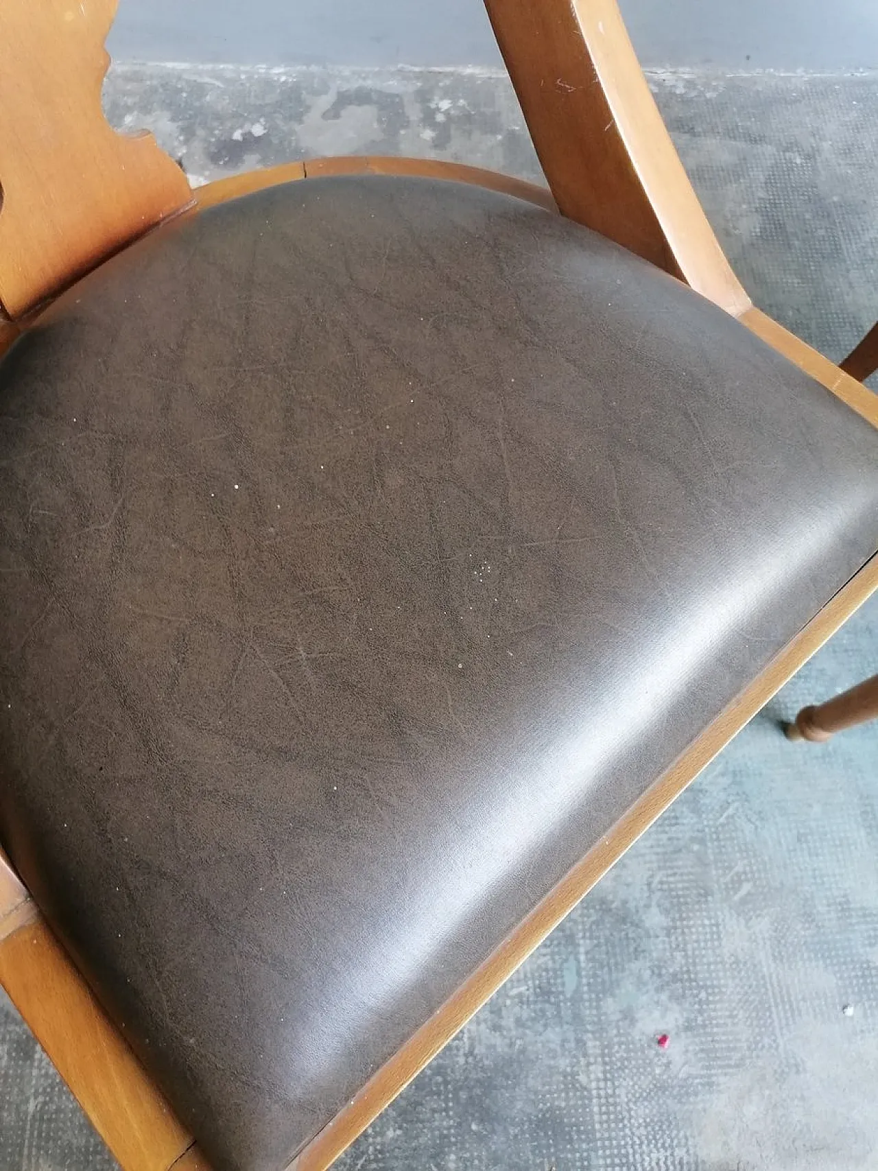 Coppia di sedie da pranzo impero con motivo a lira, anni '50 3