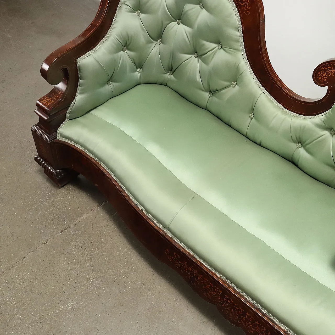 Grande divano in legno e tessuto, metà '800 9