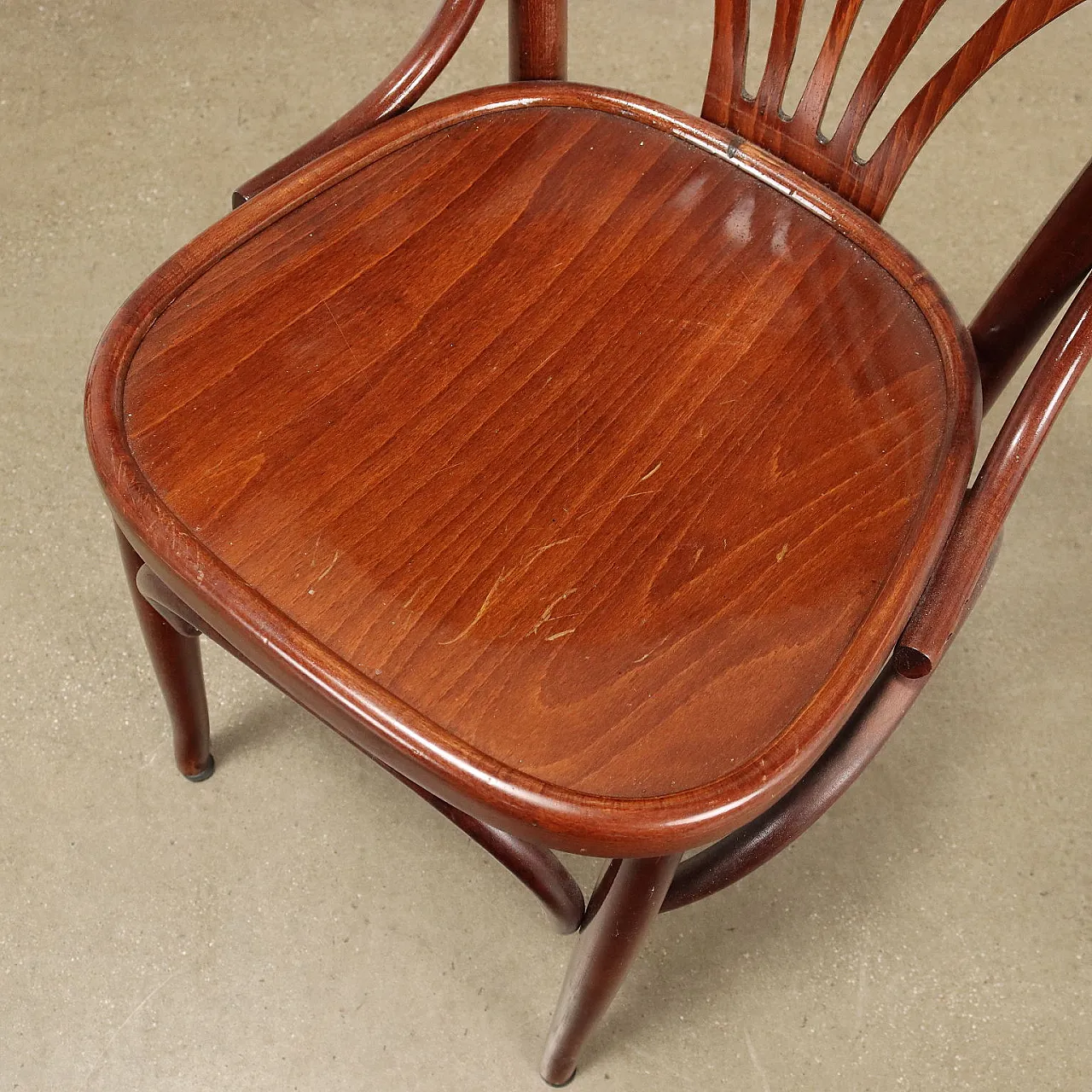 6 Sedie in stile Thonet in faggio curvo e verniciato, '900 9