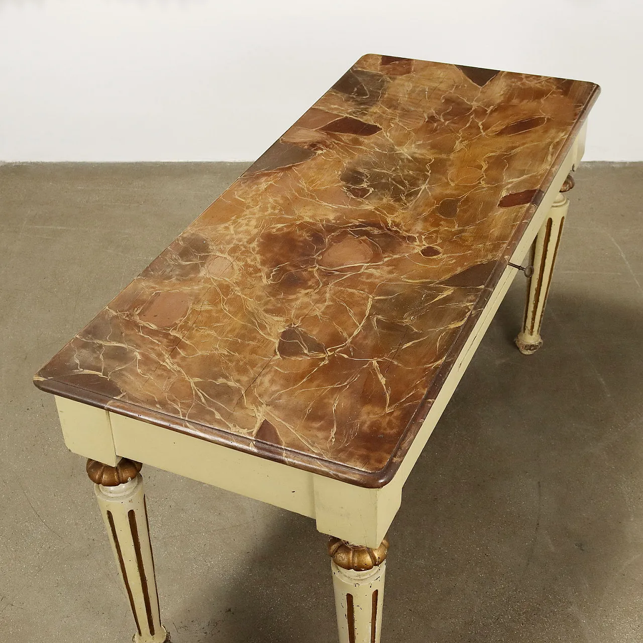 Tavolo in abete laccato, '800 7