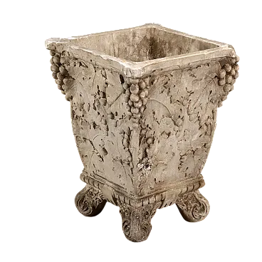 Vaso in gesso con altorilievi, '800