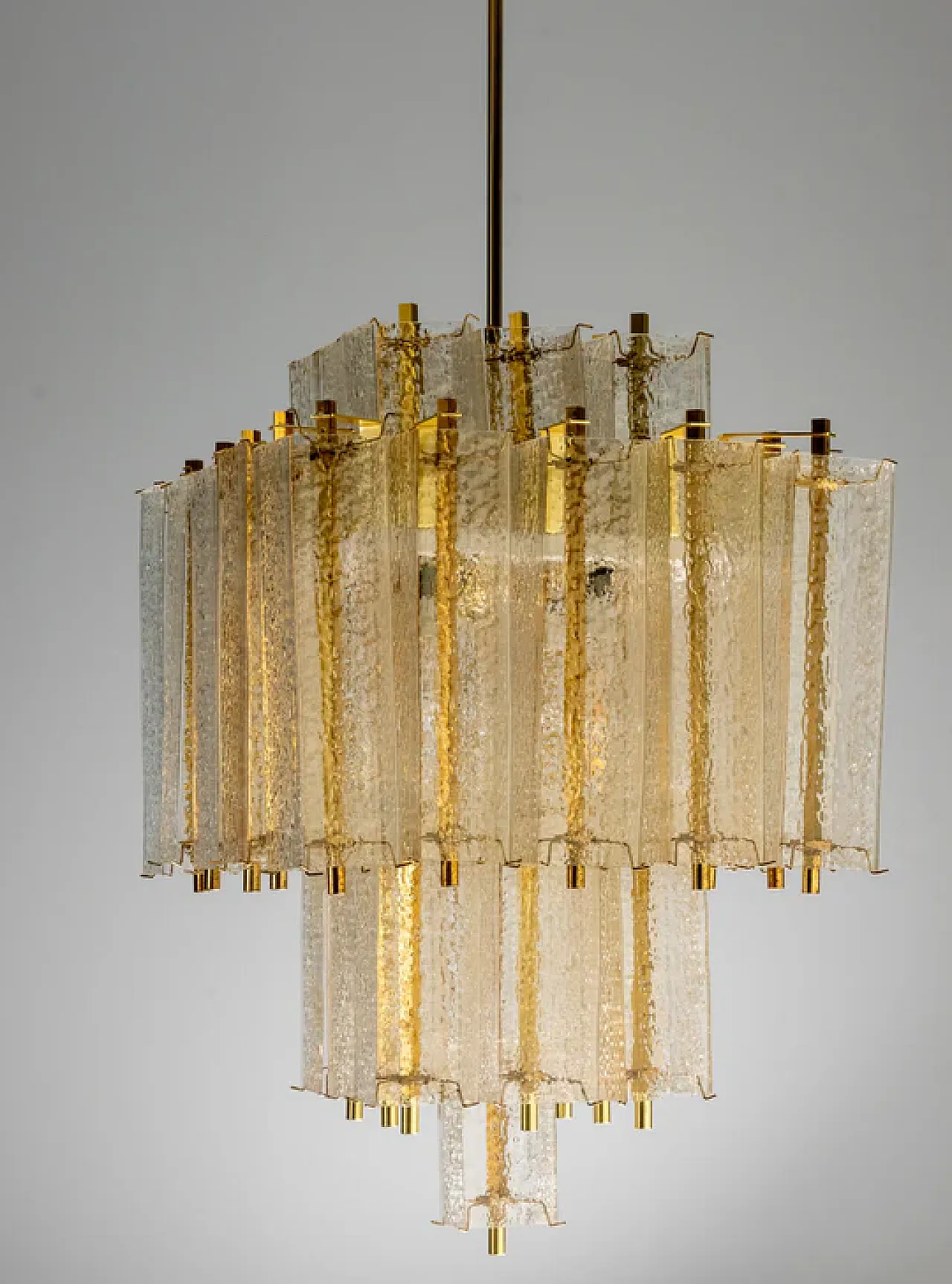 Lampadario in ottone e vetro ghiacciato strutturato, anni '50 5