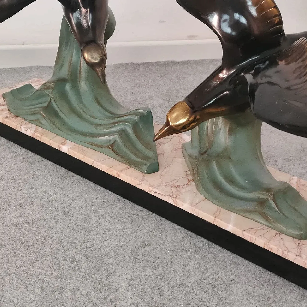 Marble and bronze sculpture depicting animals, France, Art Deco 30s 4