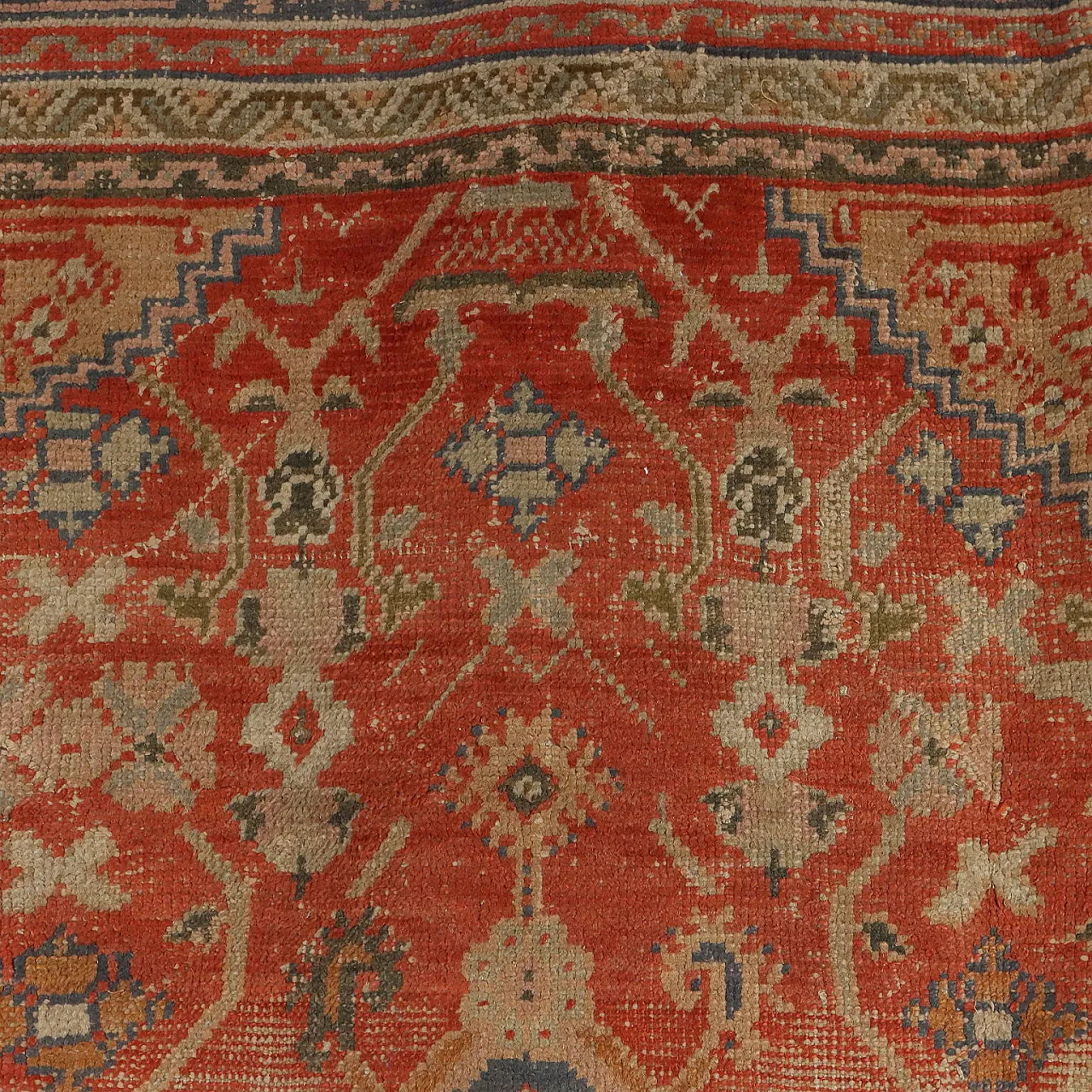 Heavy-knotted wool Ushak carpet, 20th century 4
