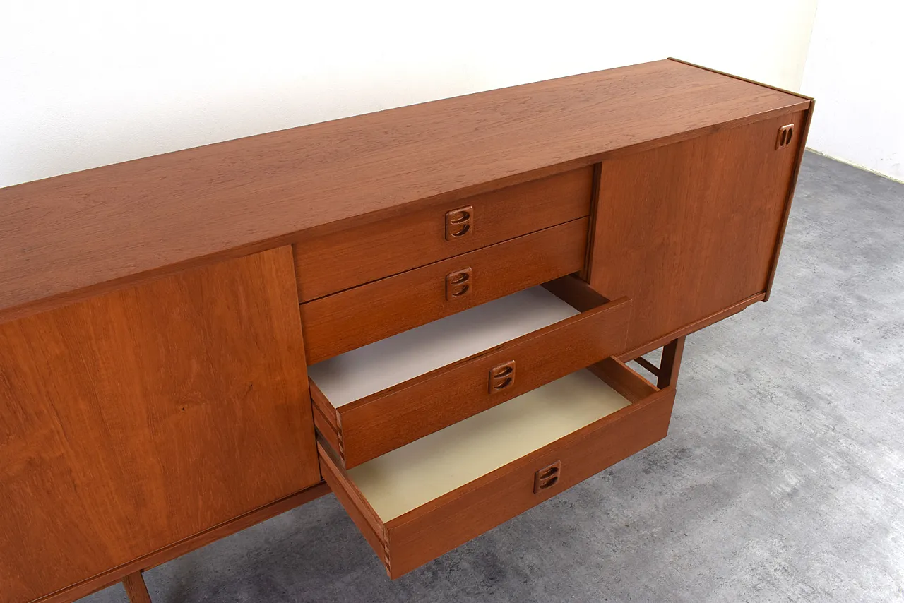 Mid-Century Teak Sideboard by Klippan Korsør for Ikea, 1960s 18