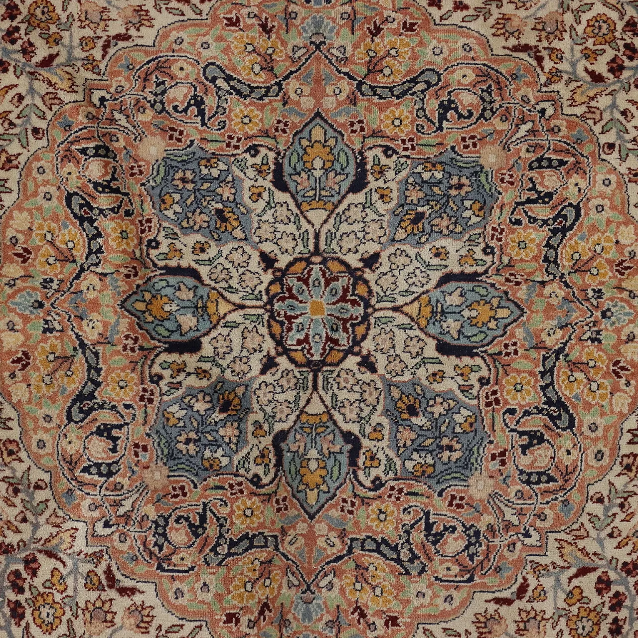 Cotton and wool Jaipur carpet with fine knot, late 20th century 3