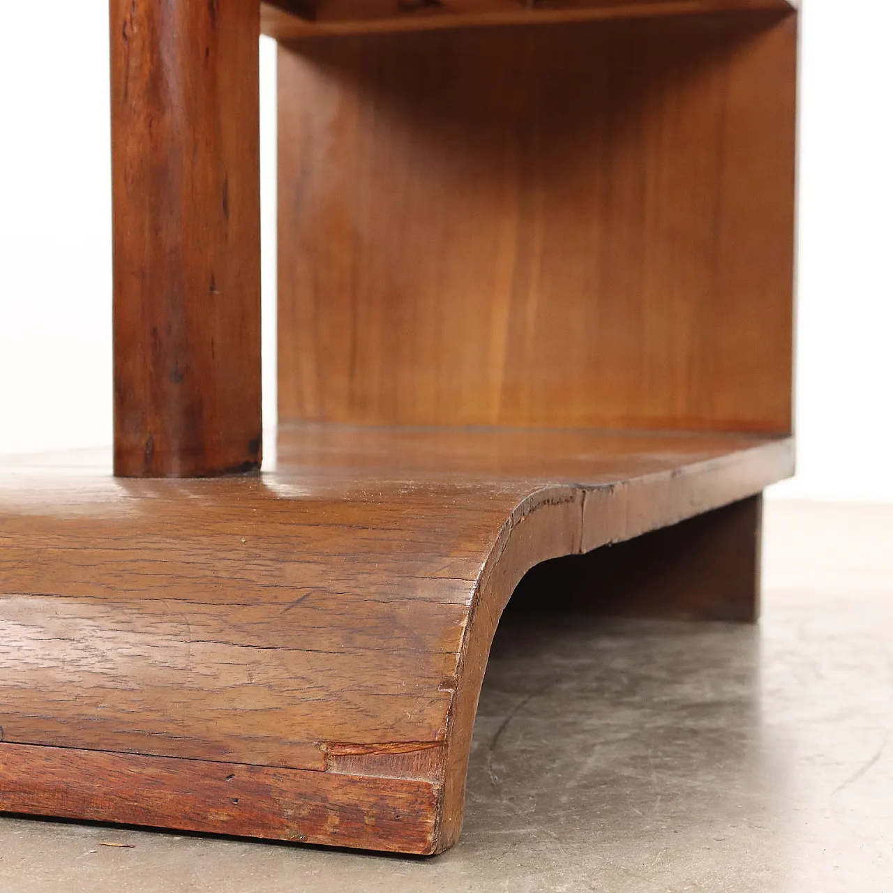 Tavolino Decò  impiallacciato in noce, '900 7