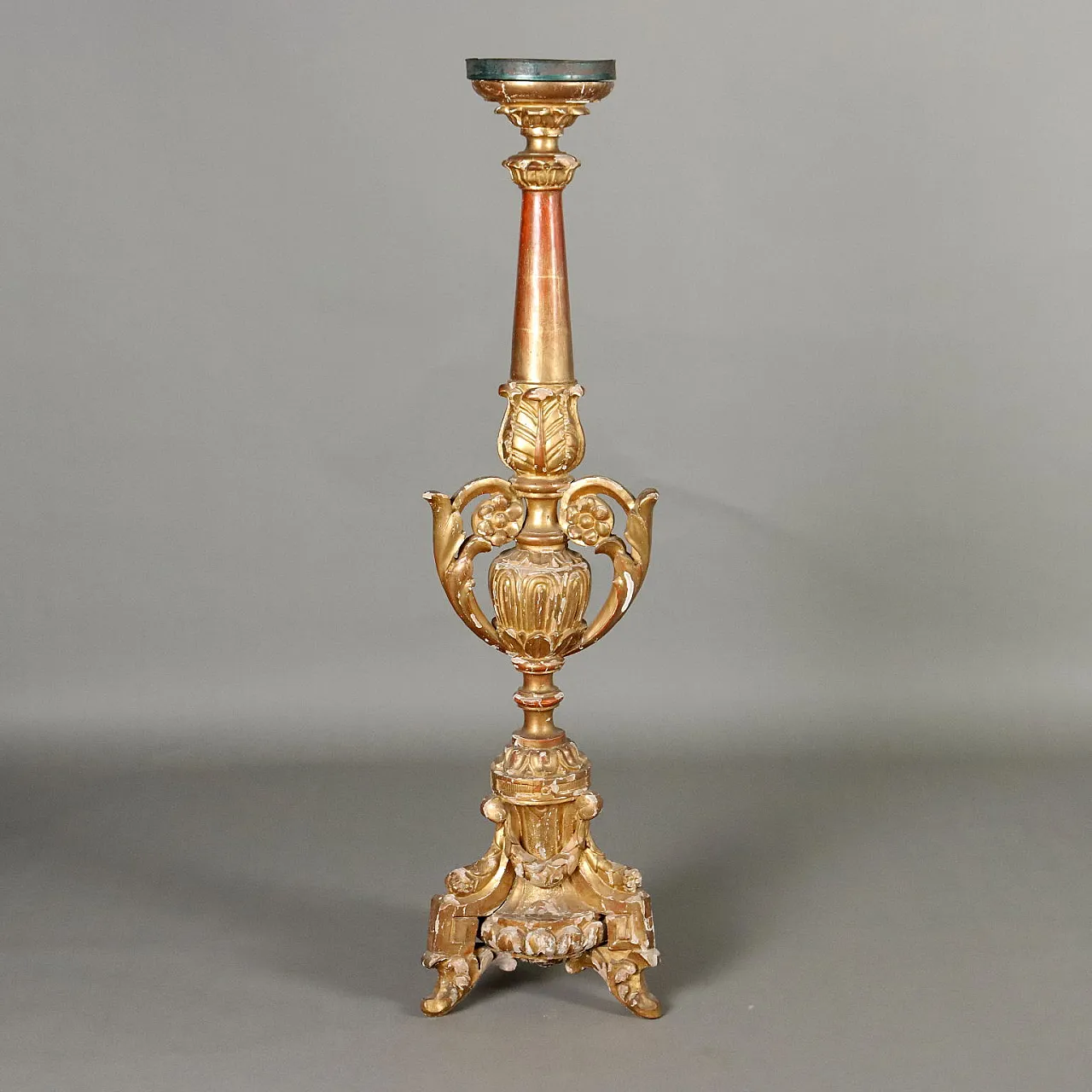Carved & gilded wooden torch holder with leaf festoons, 19th century 1