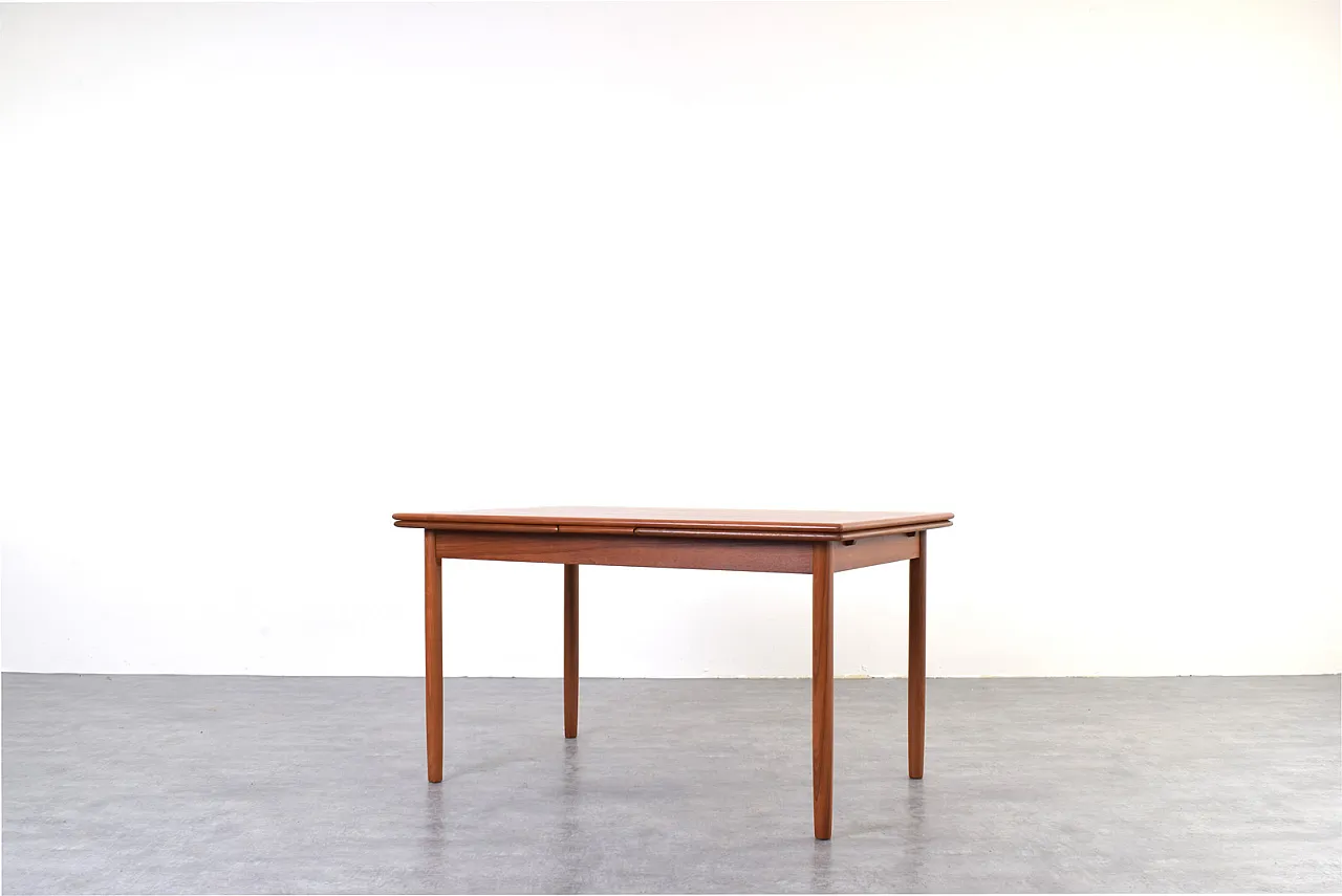Mid-Century Danish Teak Extendable Dining Table, 1960s 2