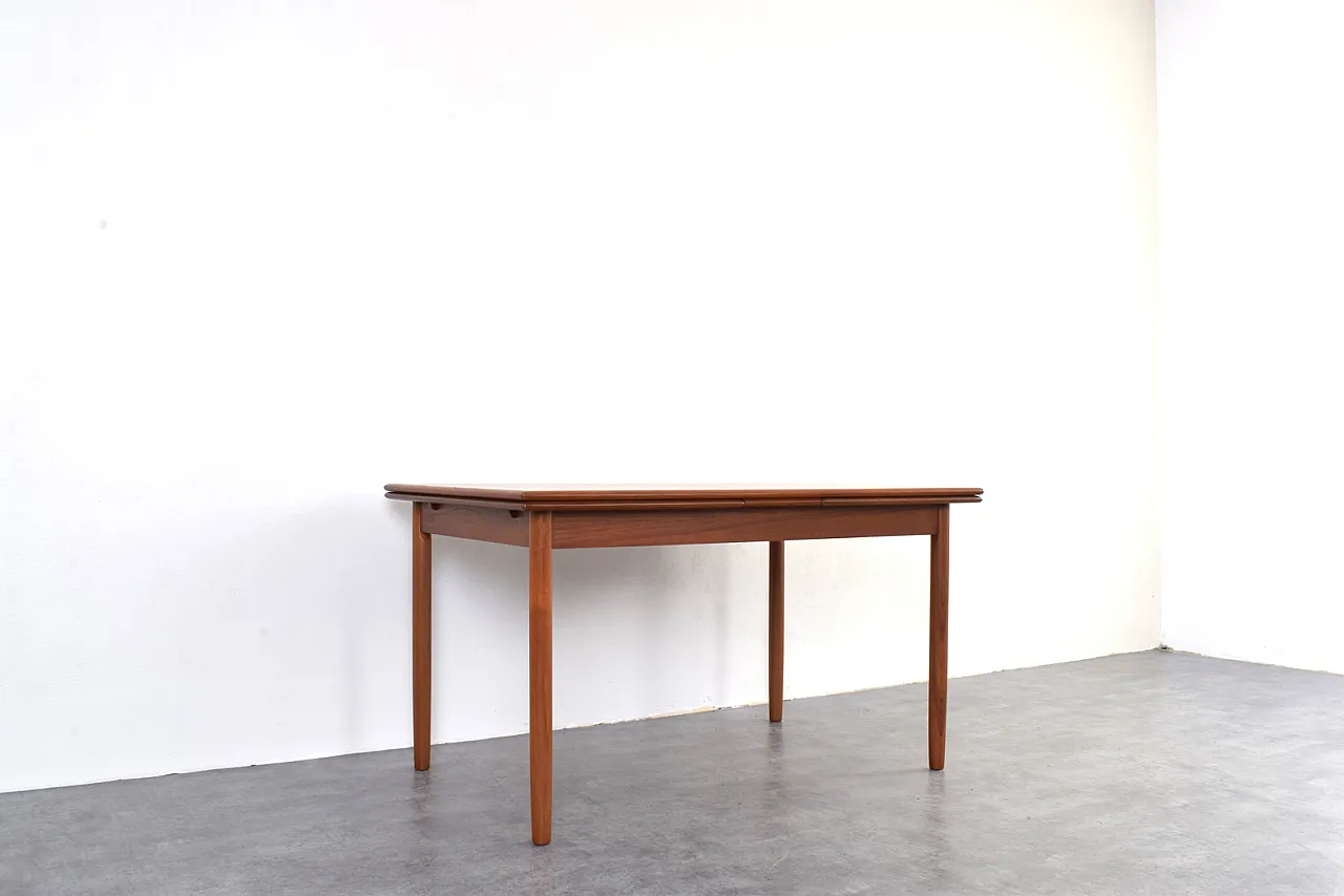 Mid-Century Danish Teak Extendable Dining Table, 1960s 6