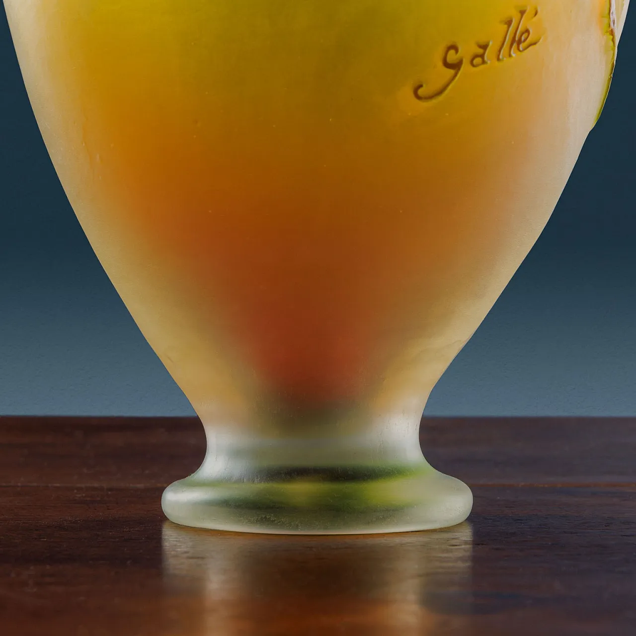 Vaso Liberty Soufflé con Rosa Canina, '900 6