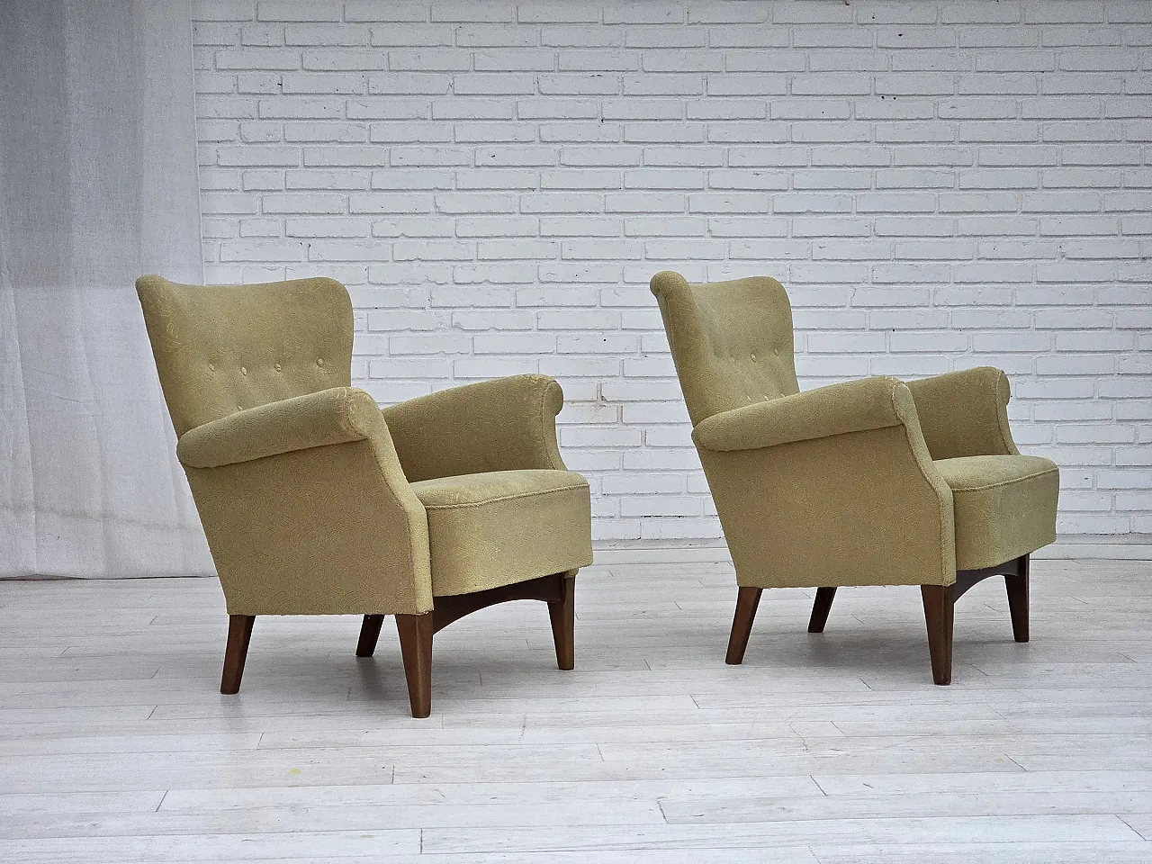Danish armchair by Fritz Hansen, series 8000/8020, 1960s 3