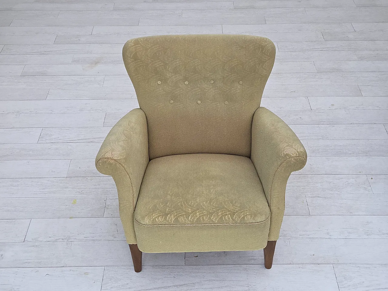Danish armchair by Fritz Hansen, series 8000/8020, 1960s 5