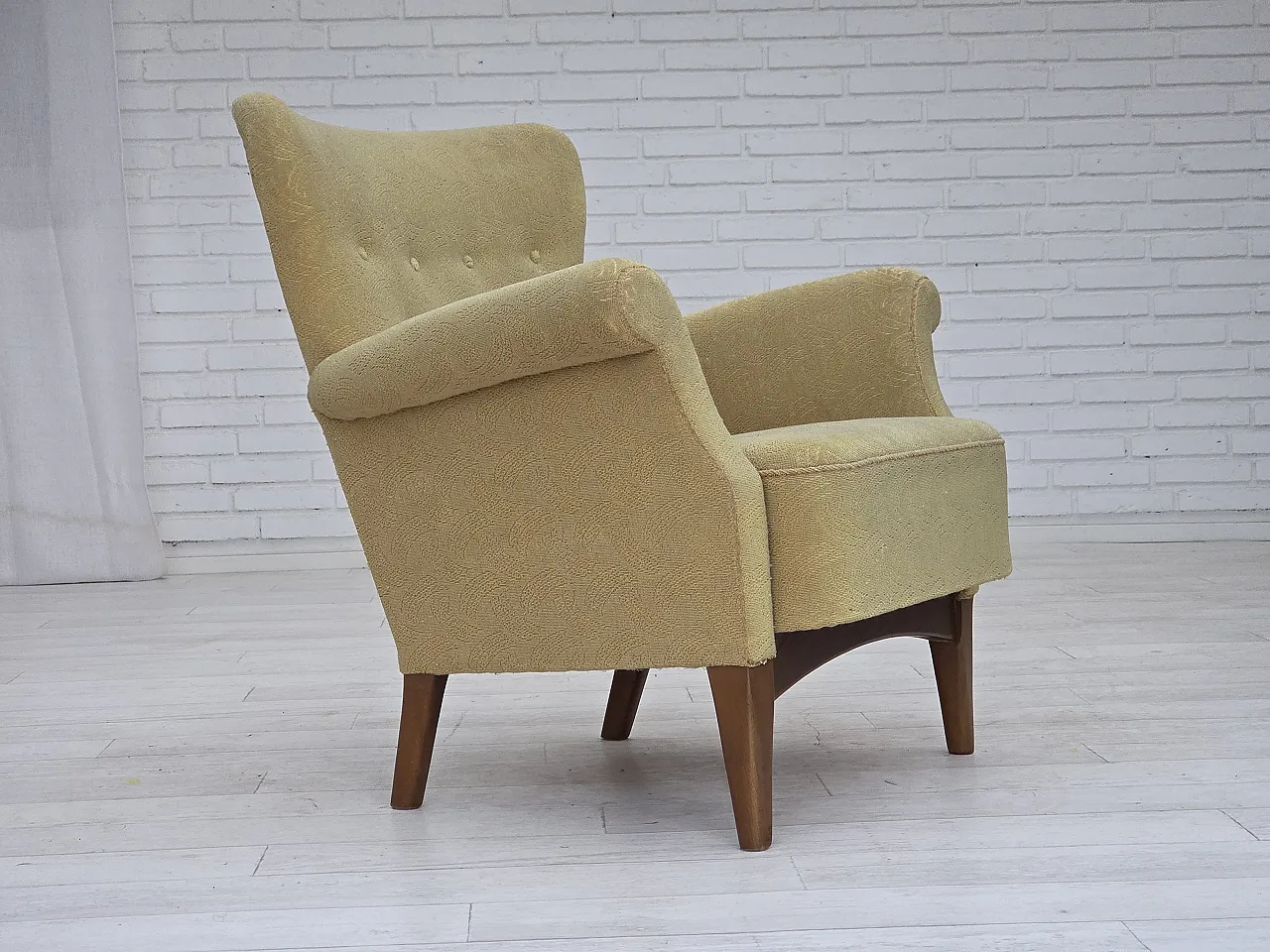 Danish armchair by Fritz Hansen, series 8000/8020, 1960s 8