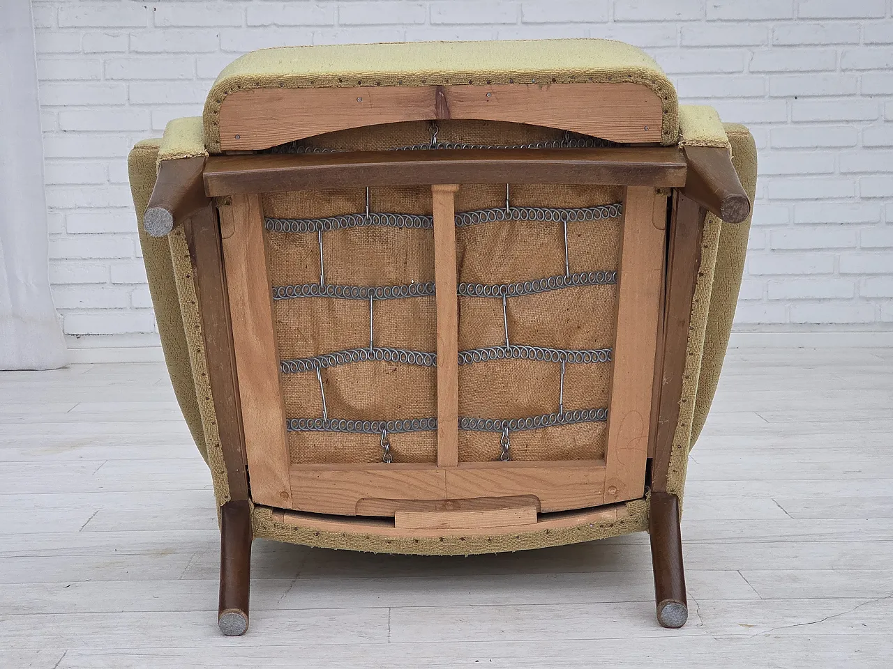 Danish armchair by Fritz Hansen, series 8000/8020, 1960s 16