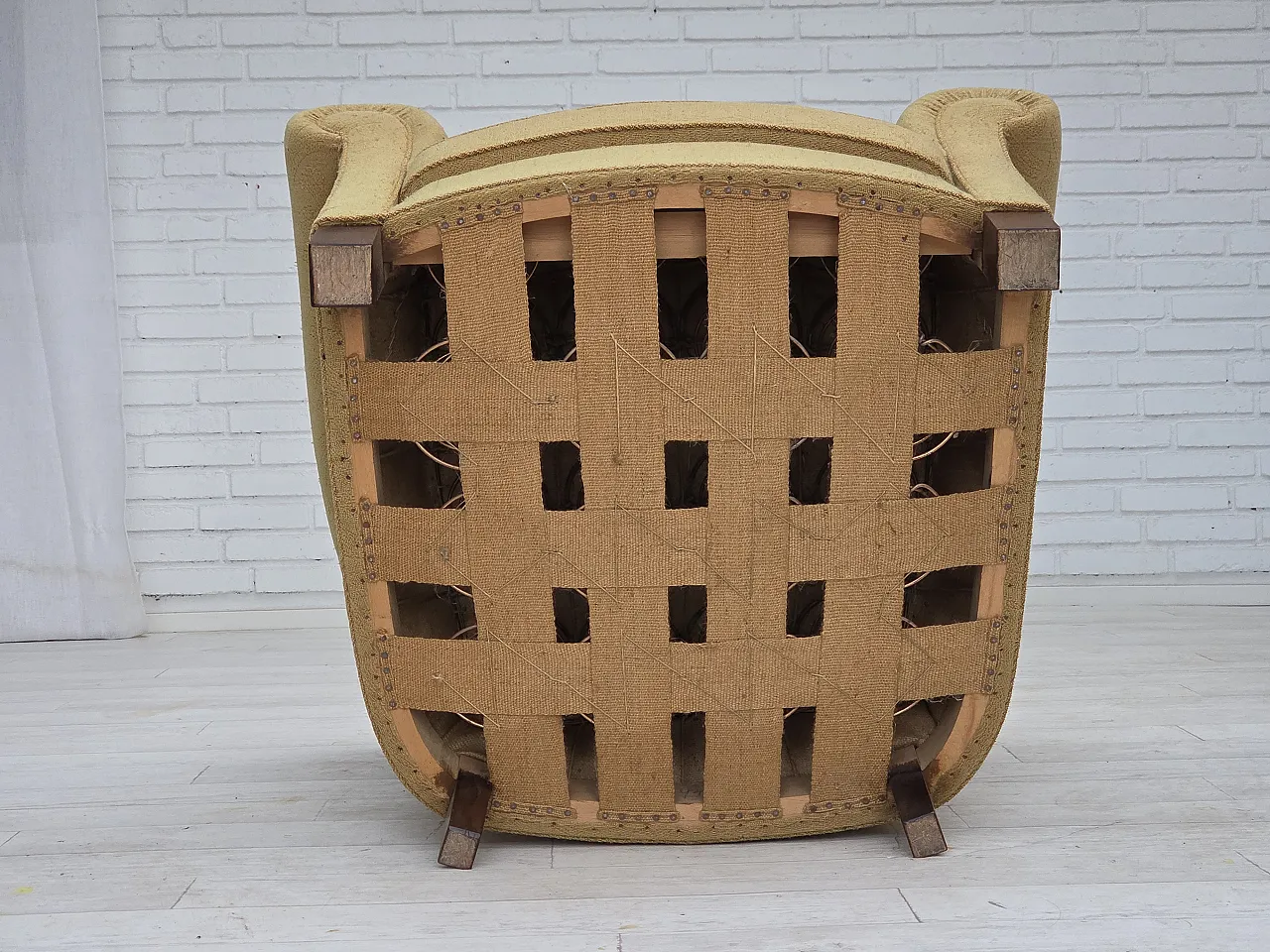 Danish relax chair light green wool, 1960s 16