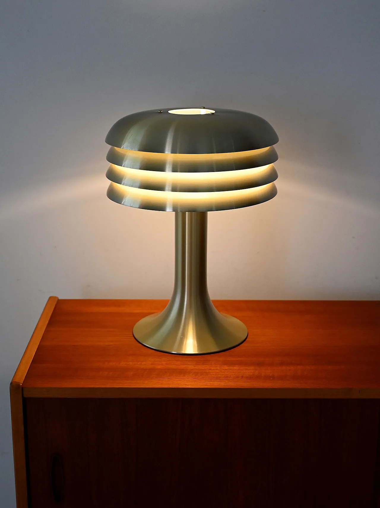 Lampada BN-26 di Hans-Agne Jakobsson 1