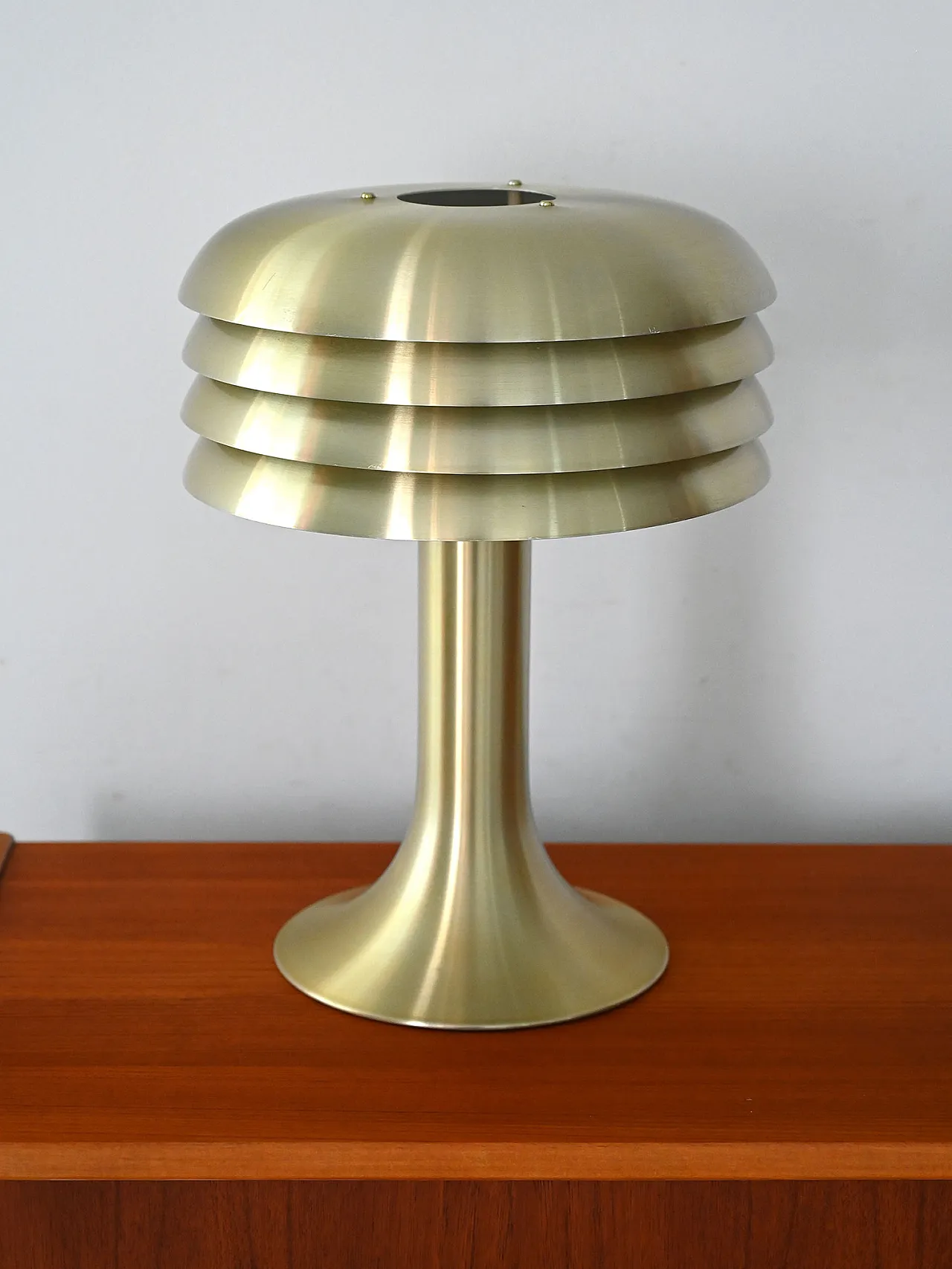 Lampada BN-26 di Hans-Agne Jakobsson 3