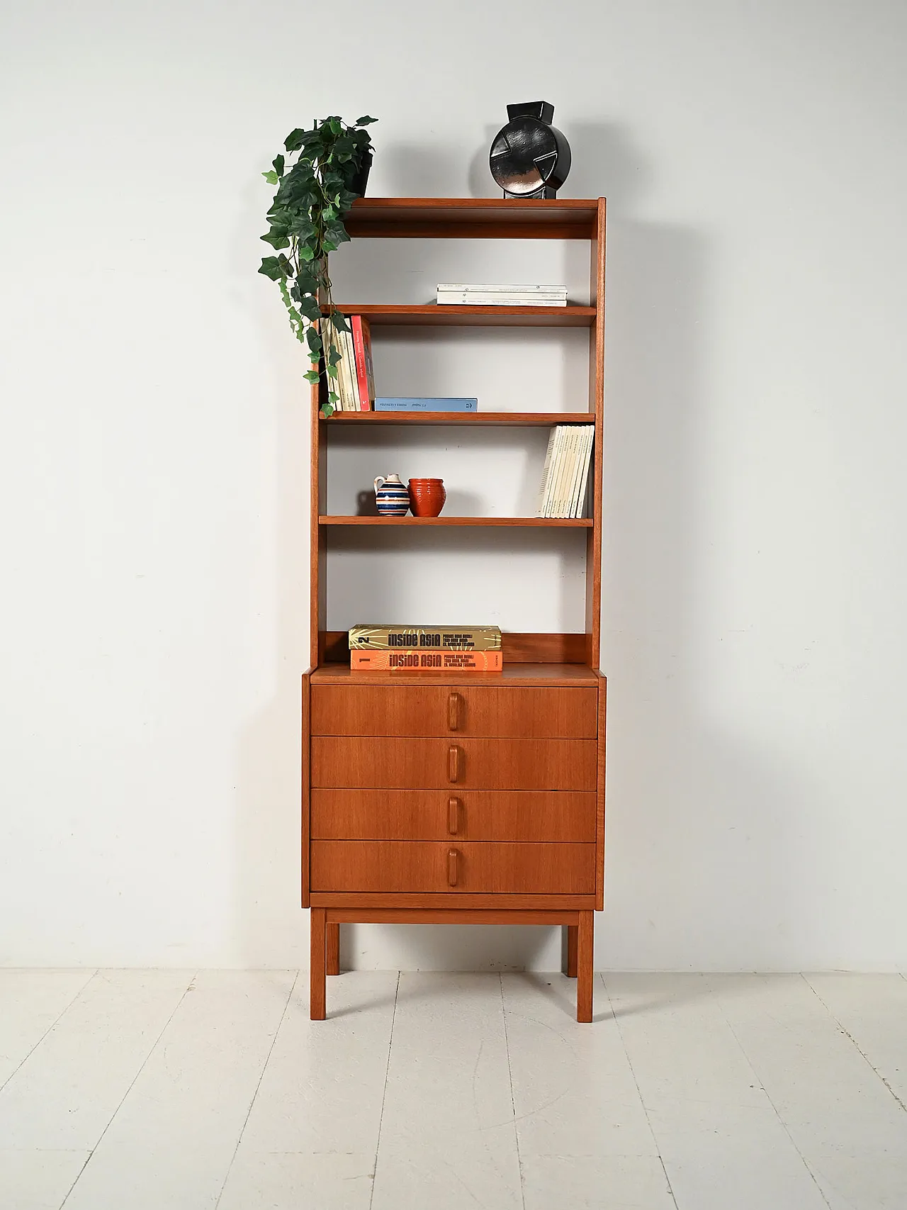 Scandinavian teak bookcase by Bertil Fridhagen for Bodafors, 1960s 1