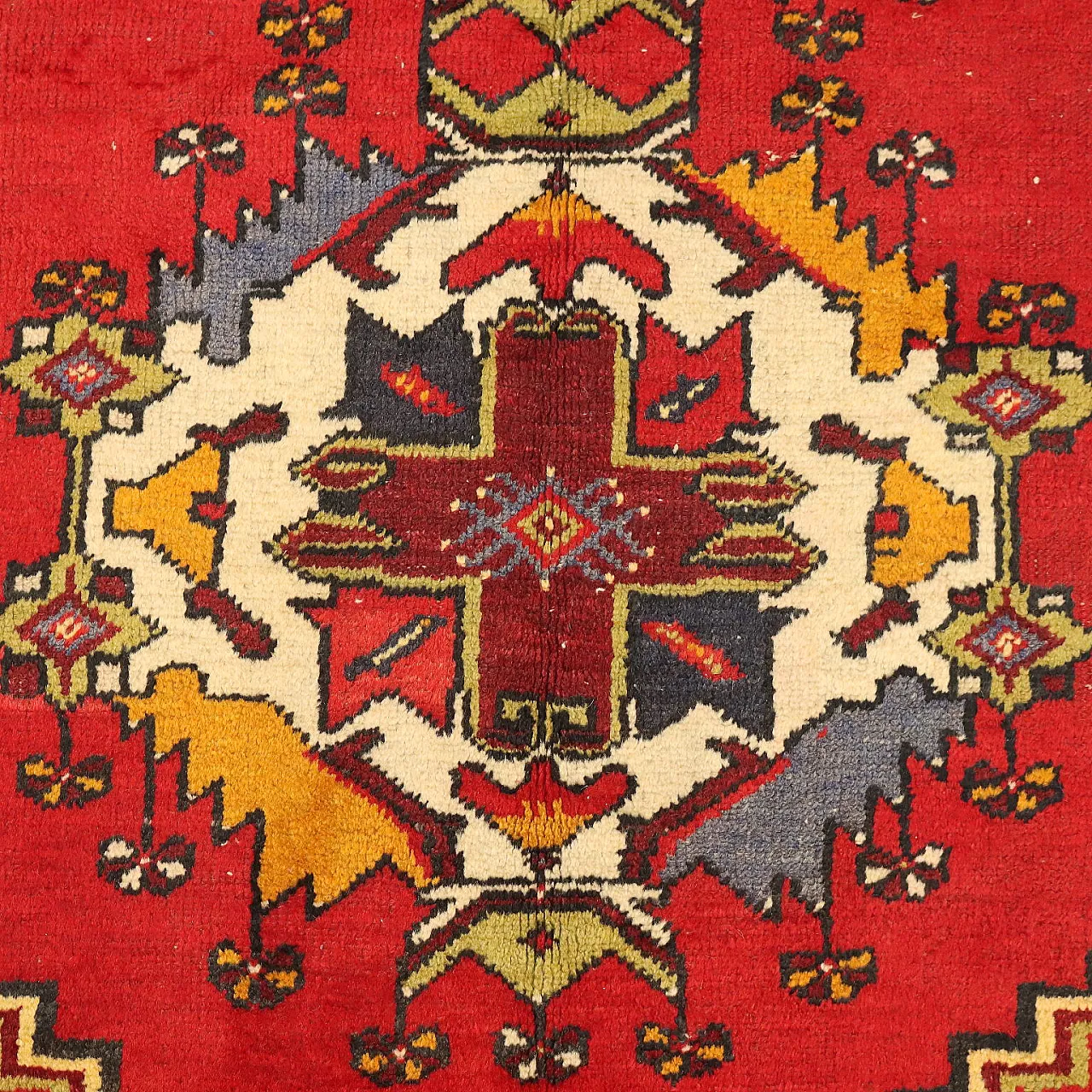 Goltogh carpet in wool, fine knot, handmade, 20th century 5