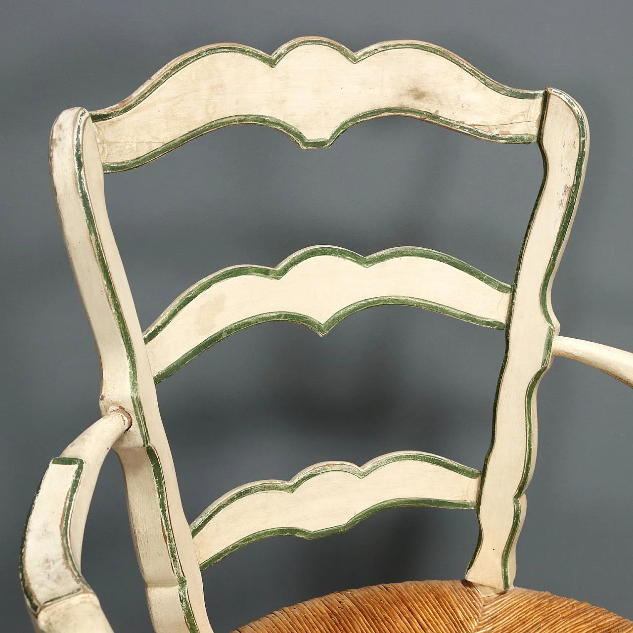 Coppia di poltroncine in legno laccatostile tardo barocco, fine '800 3