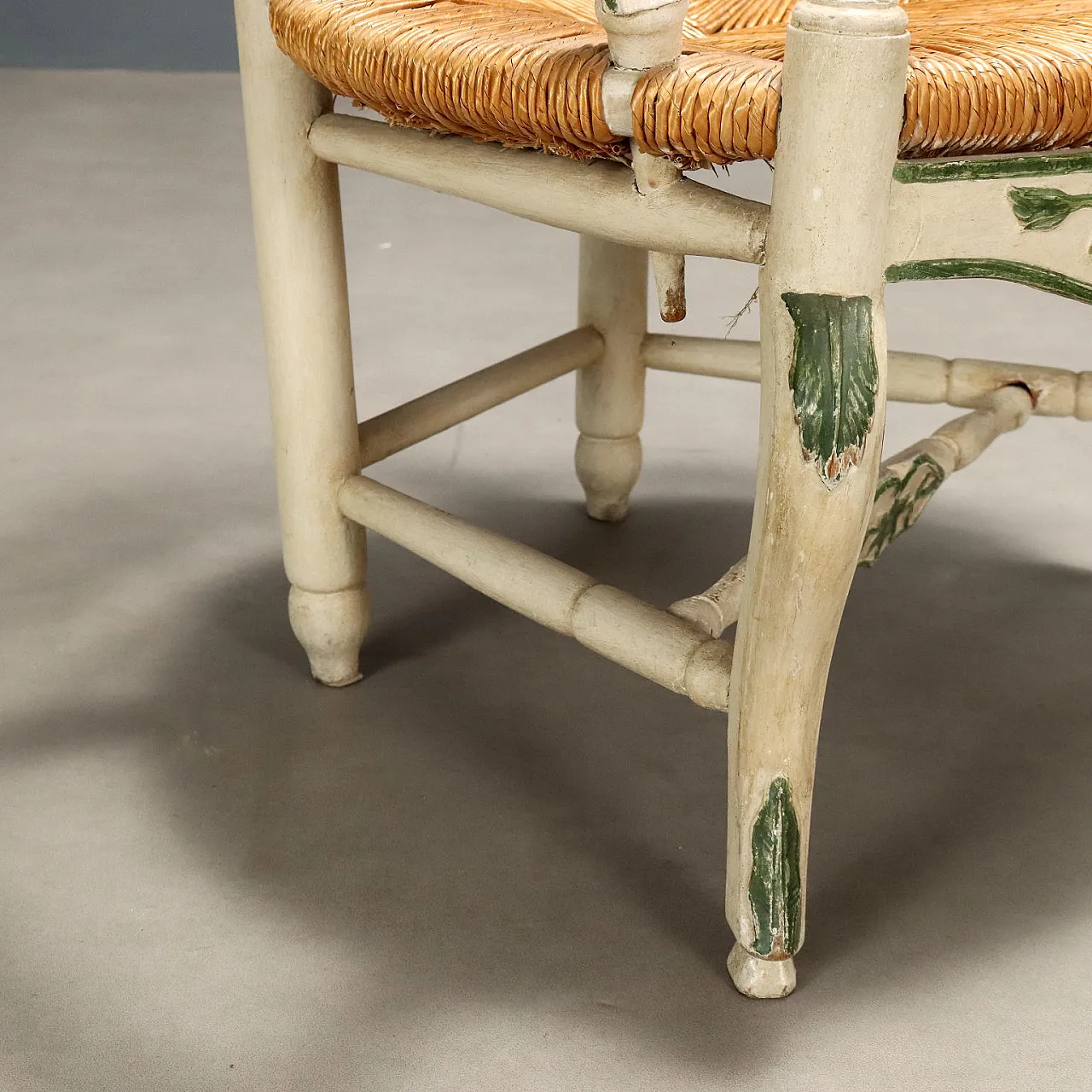 Coppia di poltroncine in legno laccatostile tardo barocco, fine '800 9