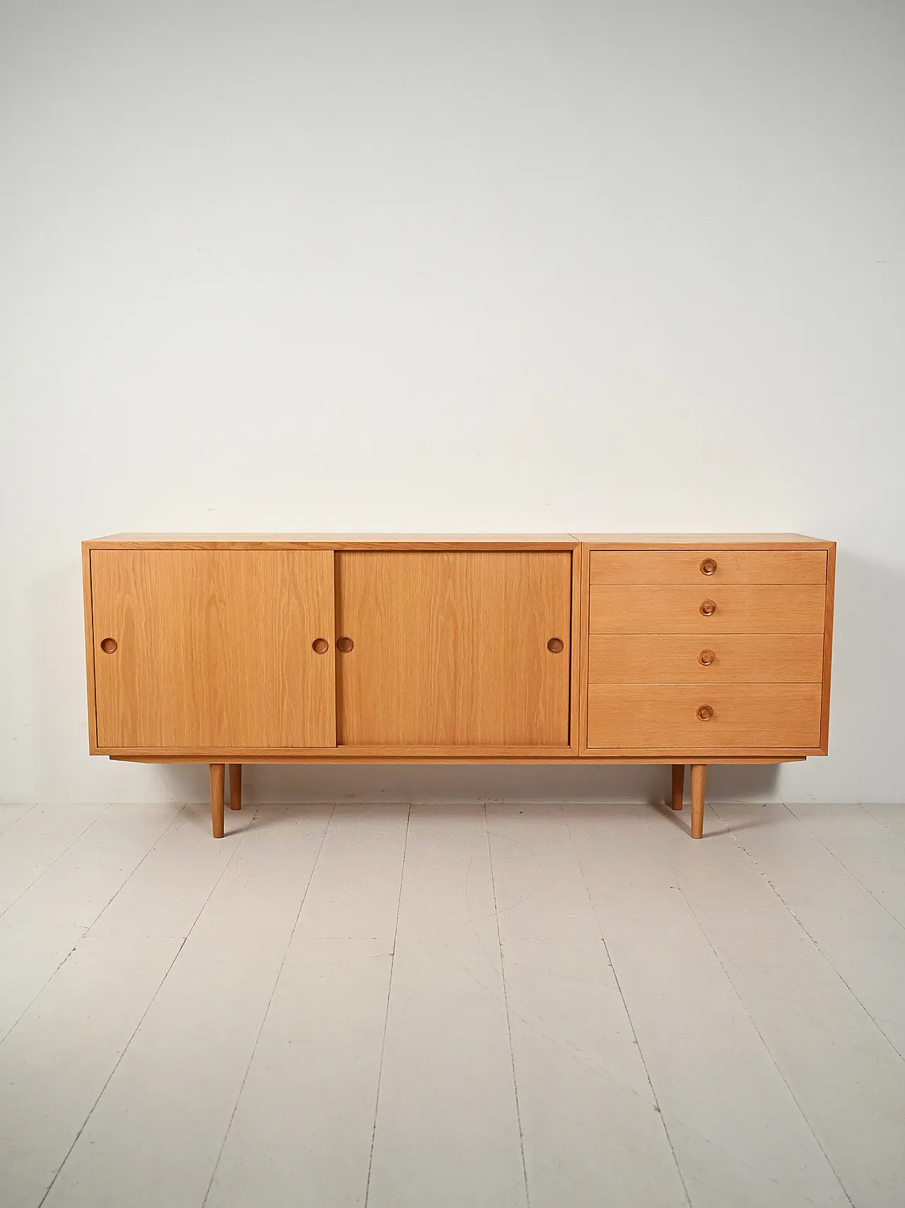 Sideboard scandinavo in rovere di Børge Mogensen per Karl Andersson 2