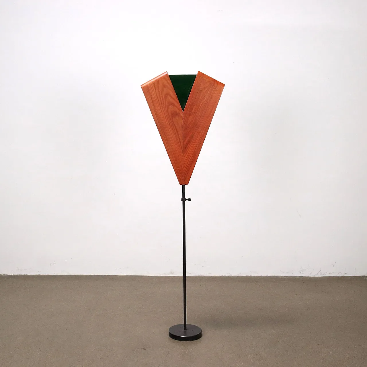 Appendiabiti in legno e metallo, anni '80 6