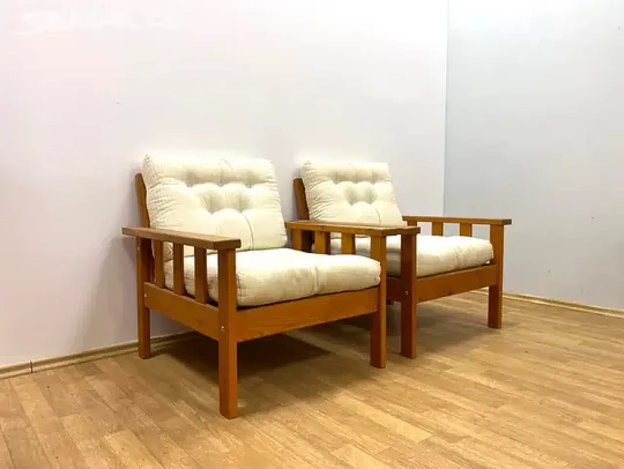 Coppia di poltrone in pino, anni '80 1